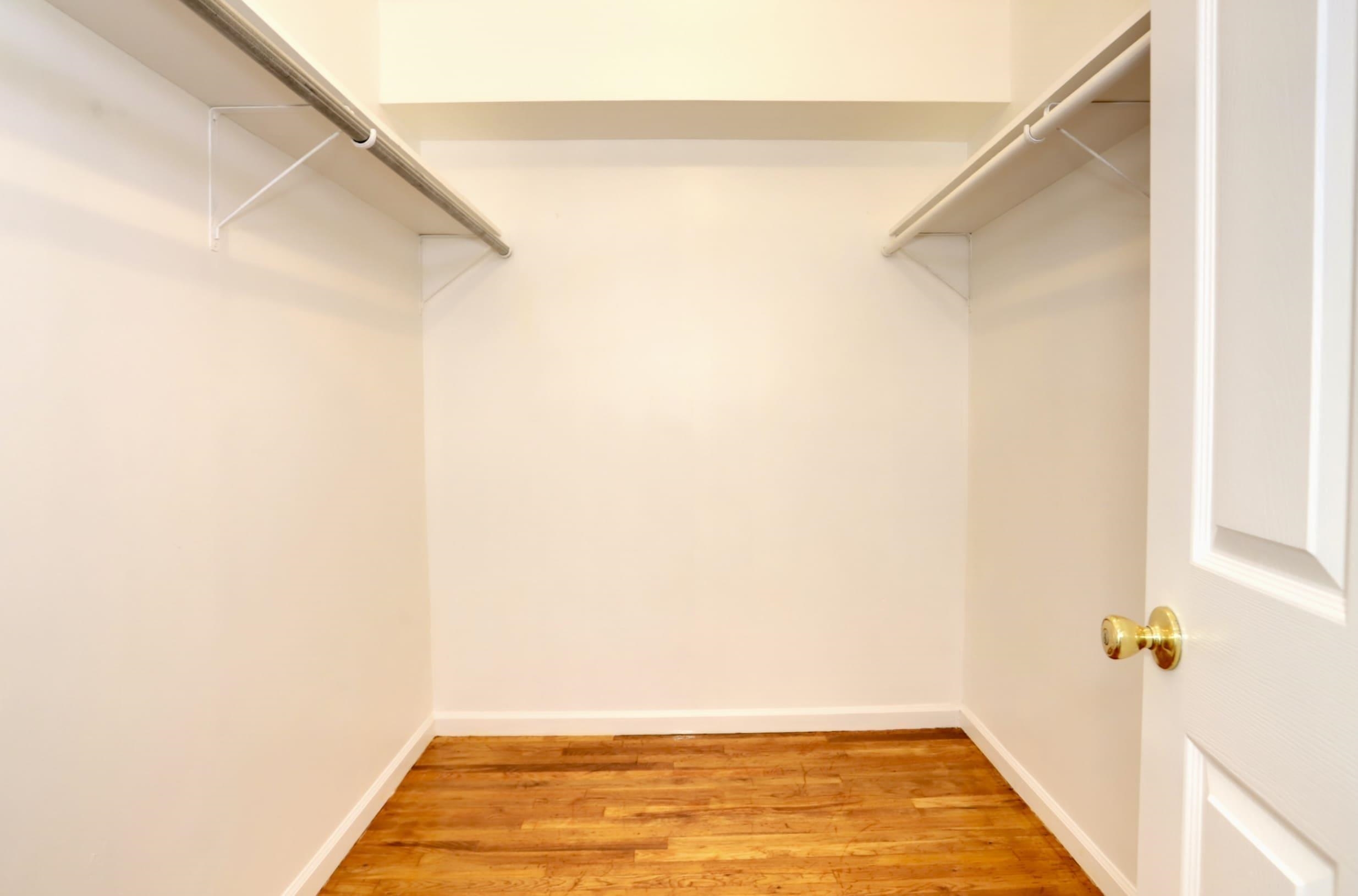 6207 Newkirk Ave 2 Property Photo 23