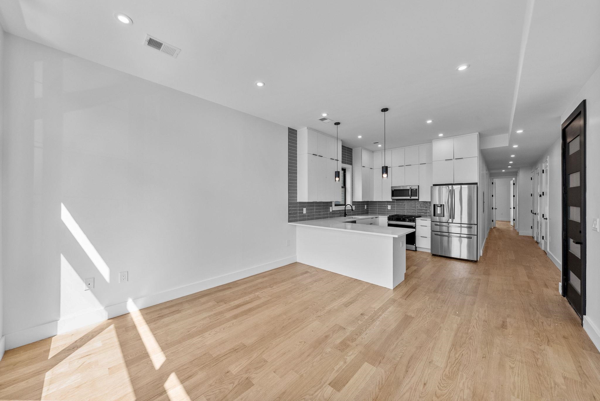 100 Terrace Ave 1 Property Photo 2