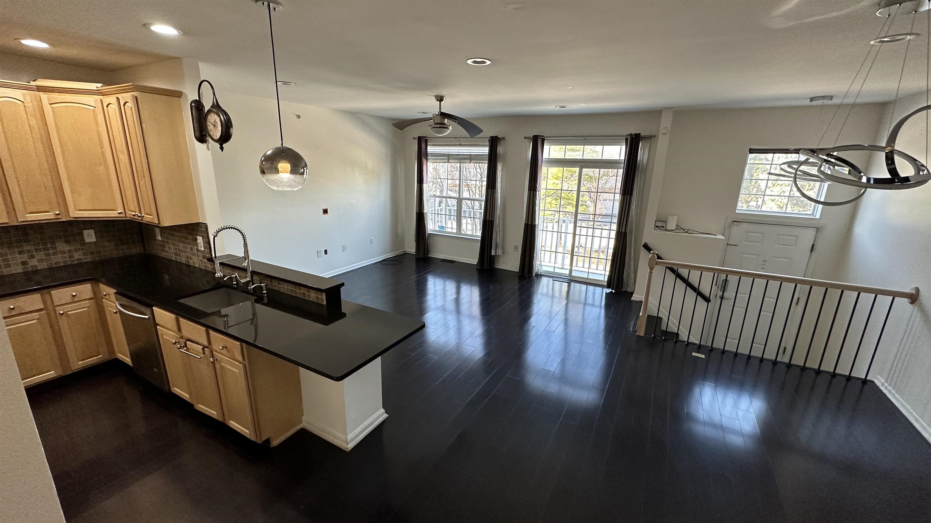 15 Hudson Ct Property Photo 2