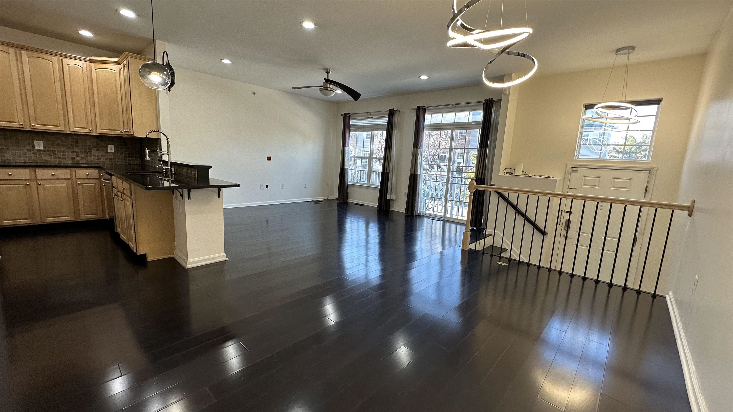 15 Hudson Ct Property Photo 3