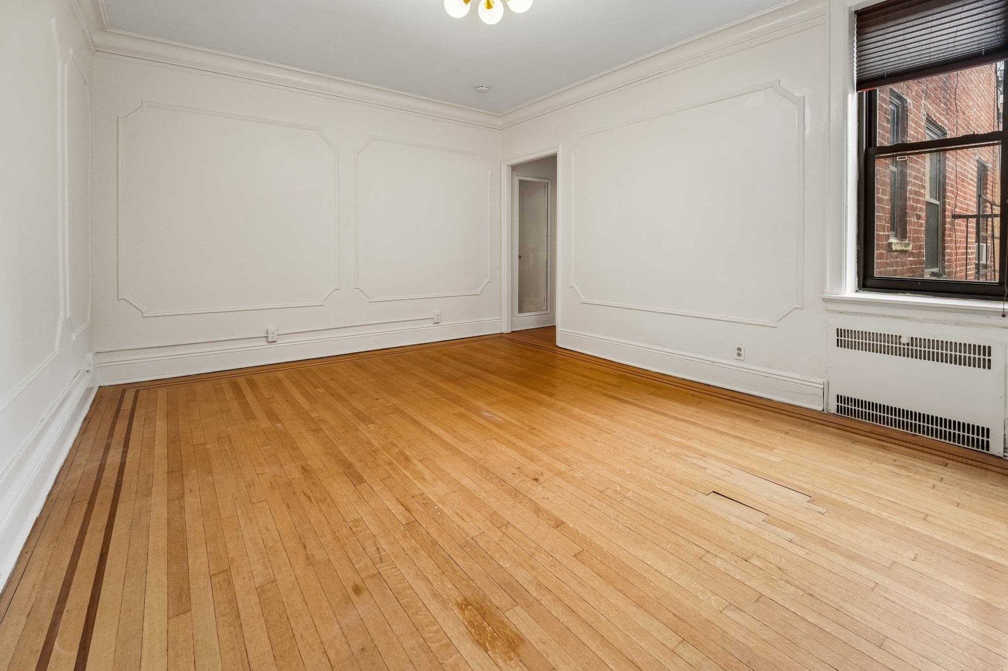 1015 Washington St 46 Property Photo 6