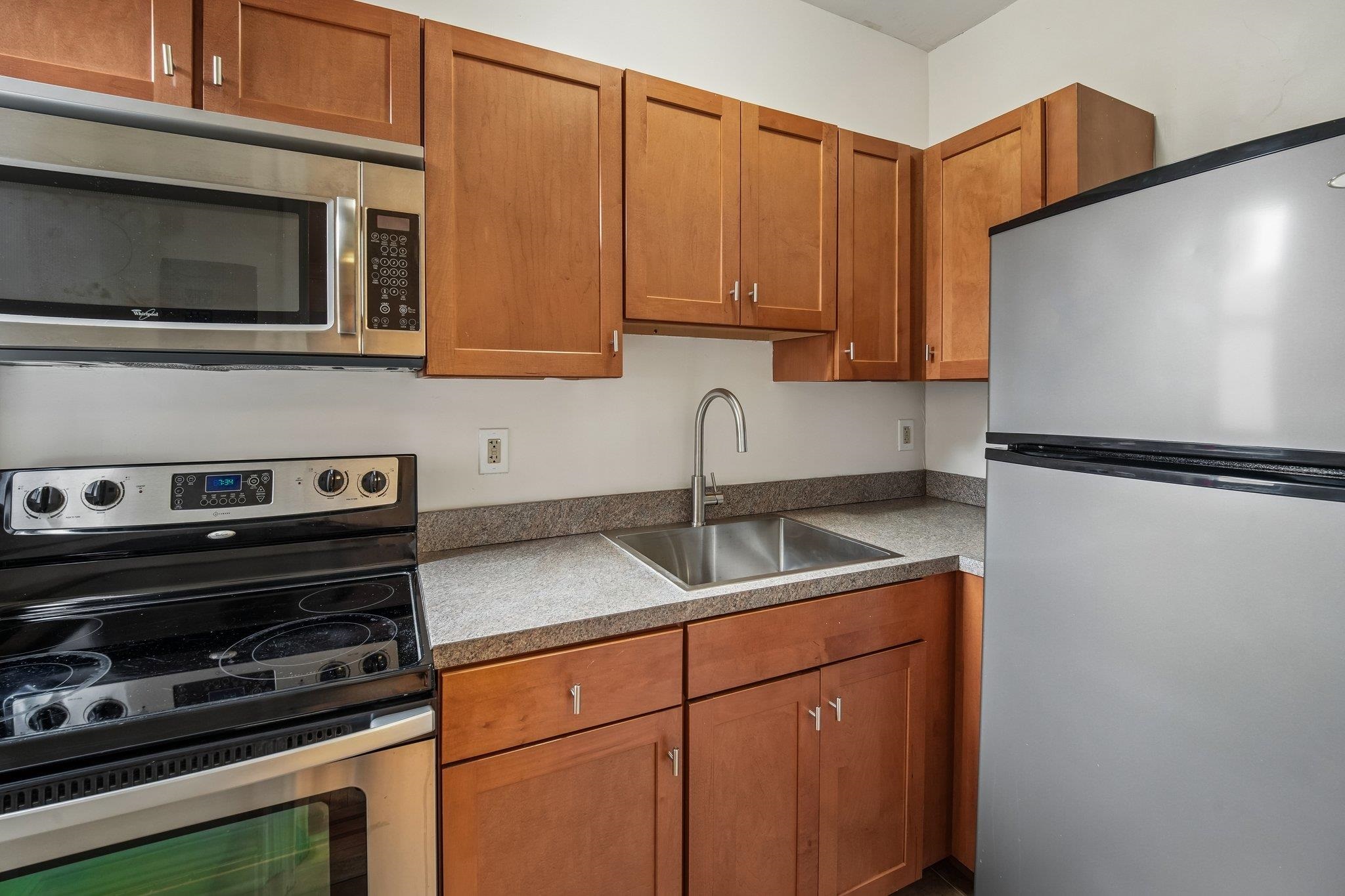 1015 Washington St 46 Property Photo 14