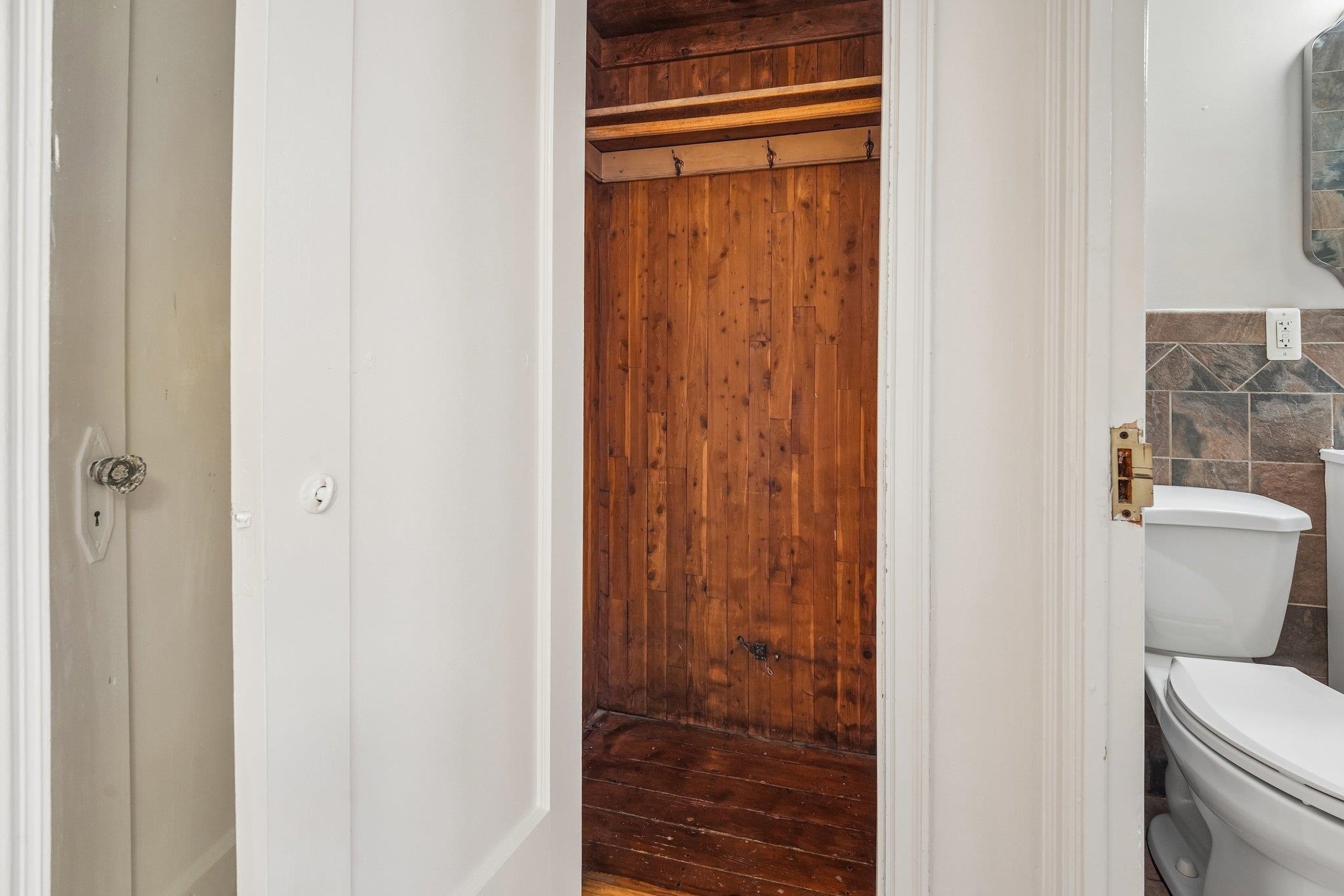 1015 Washington St 46 Property Photo 16
