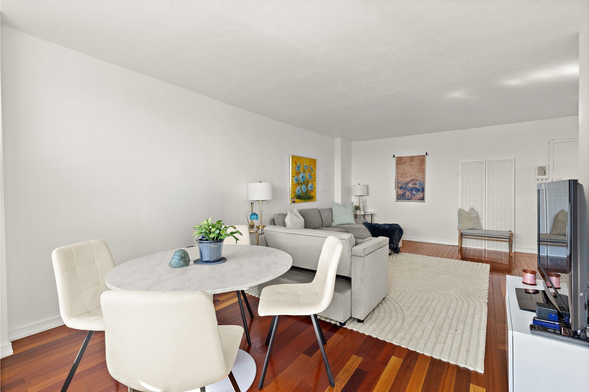 100 Manhattan Ave 2115 Property Photo 4
