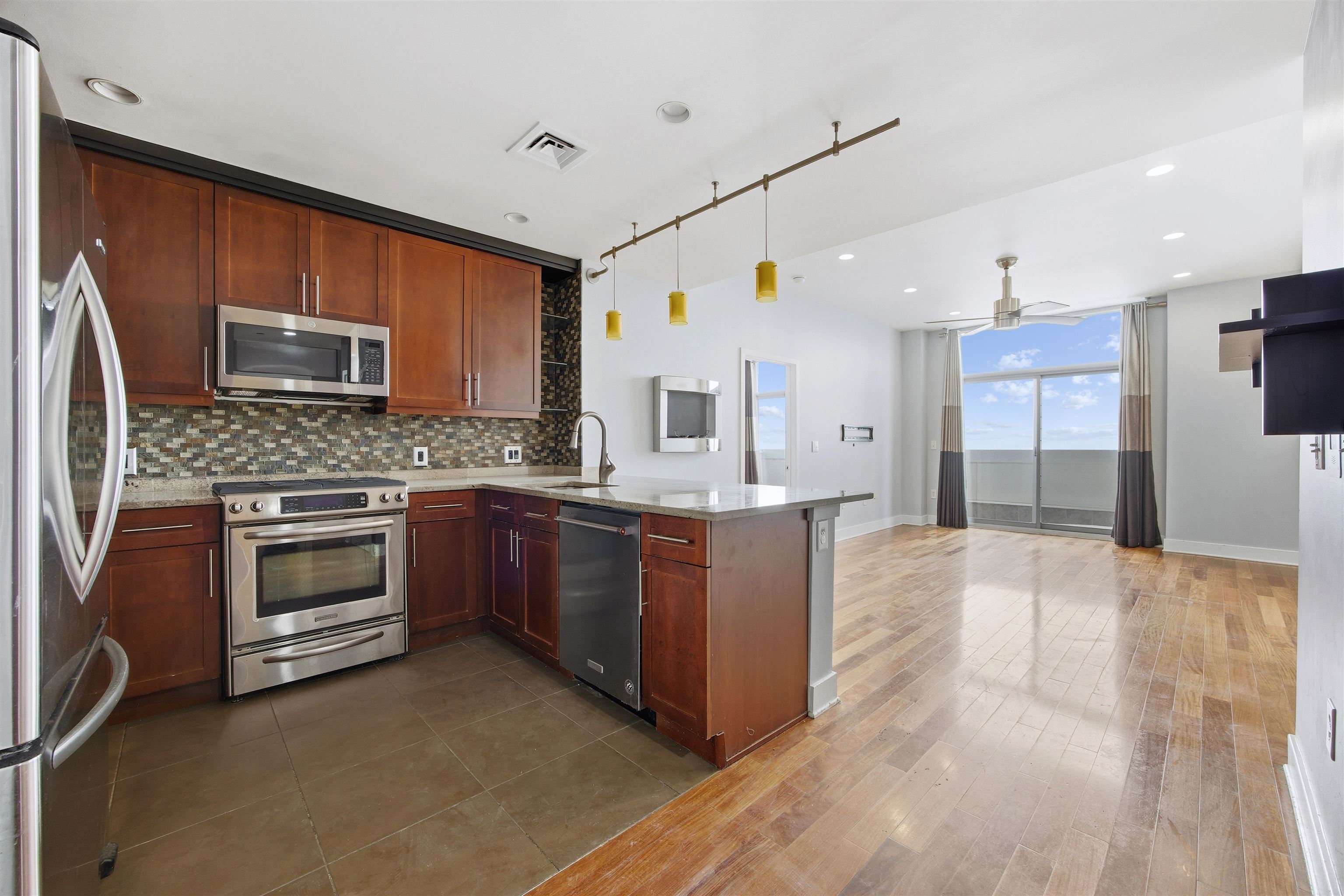 201 LUIS M MARIN BLVD 1519R Property Photo 1