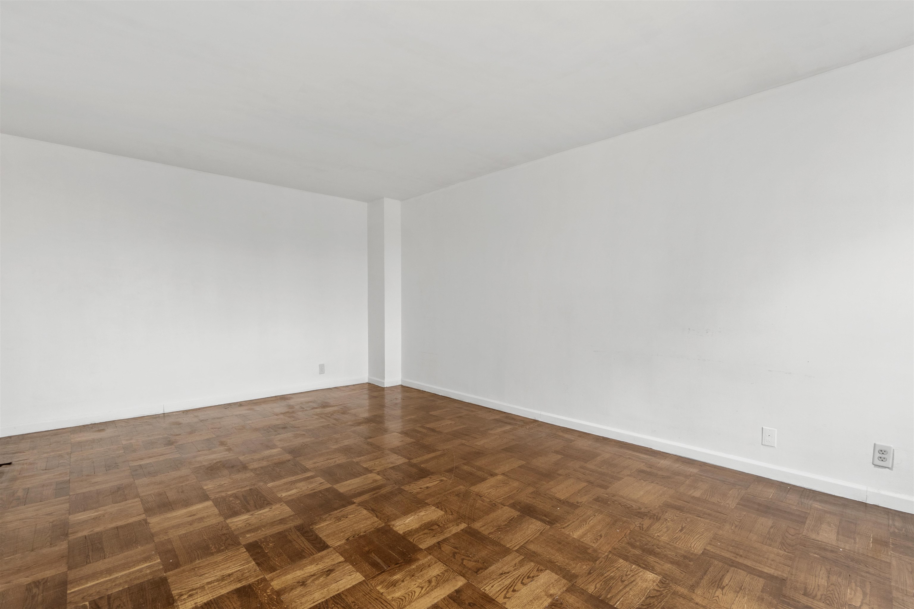 6515 Blvd East 7d Property Photo 5