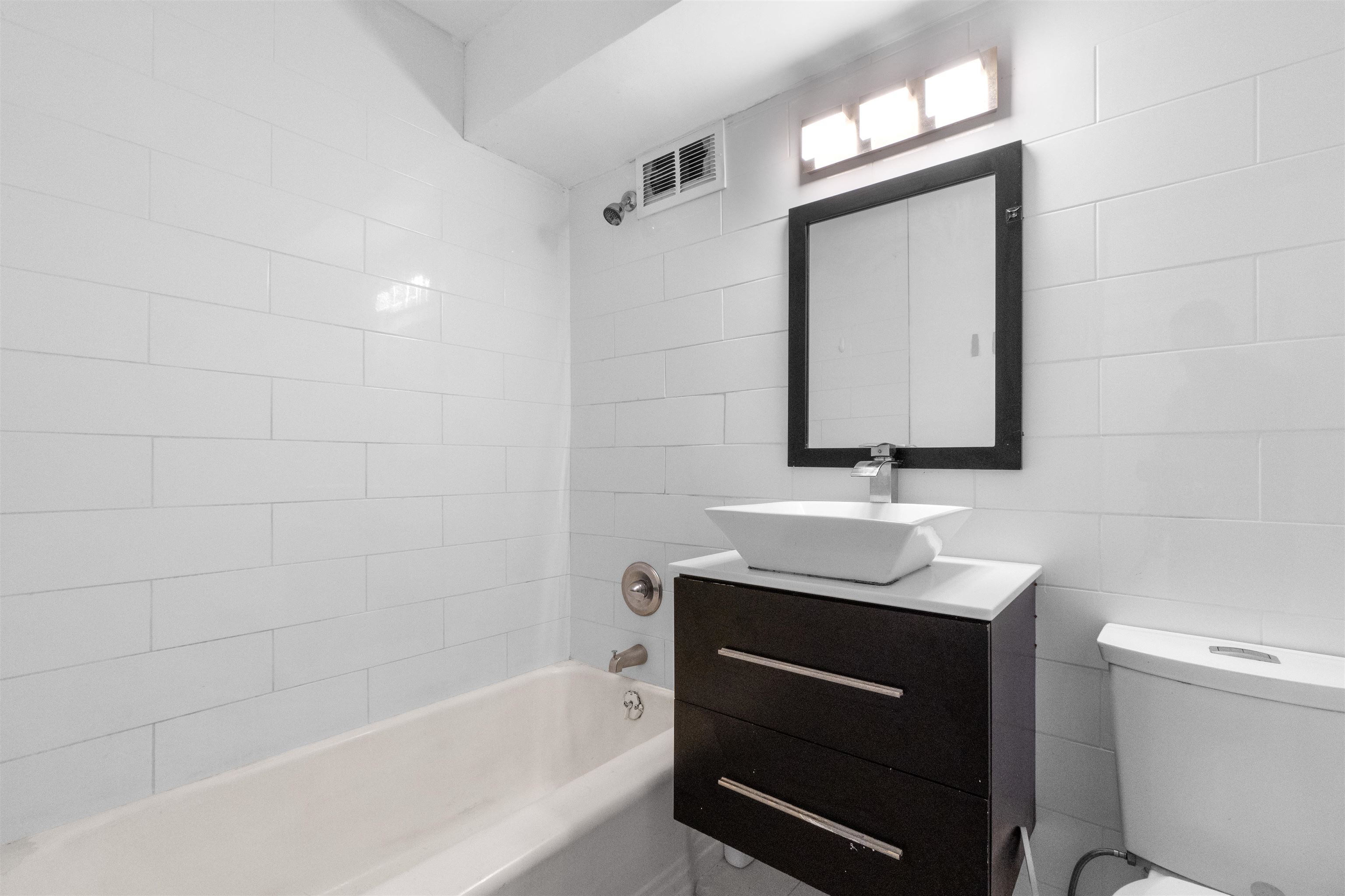 6515 Blvd East 7d Property Photo 11