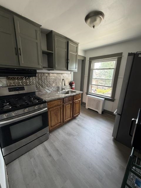 191 Hollywood Ave Property Photo 8