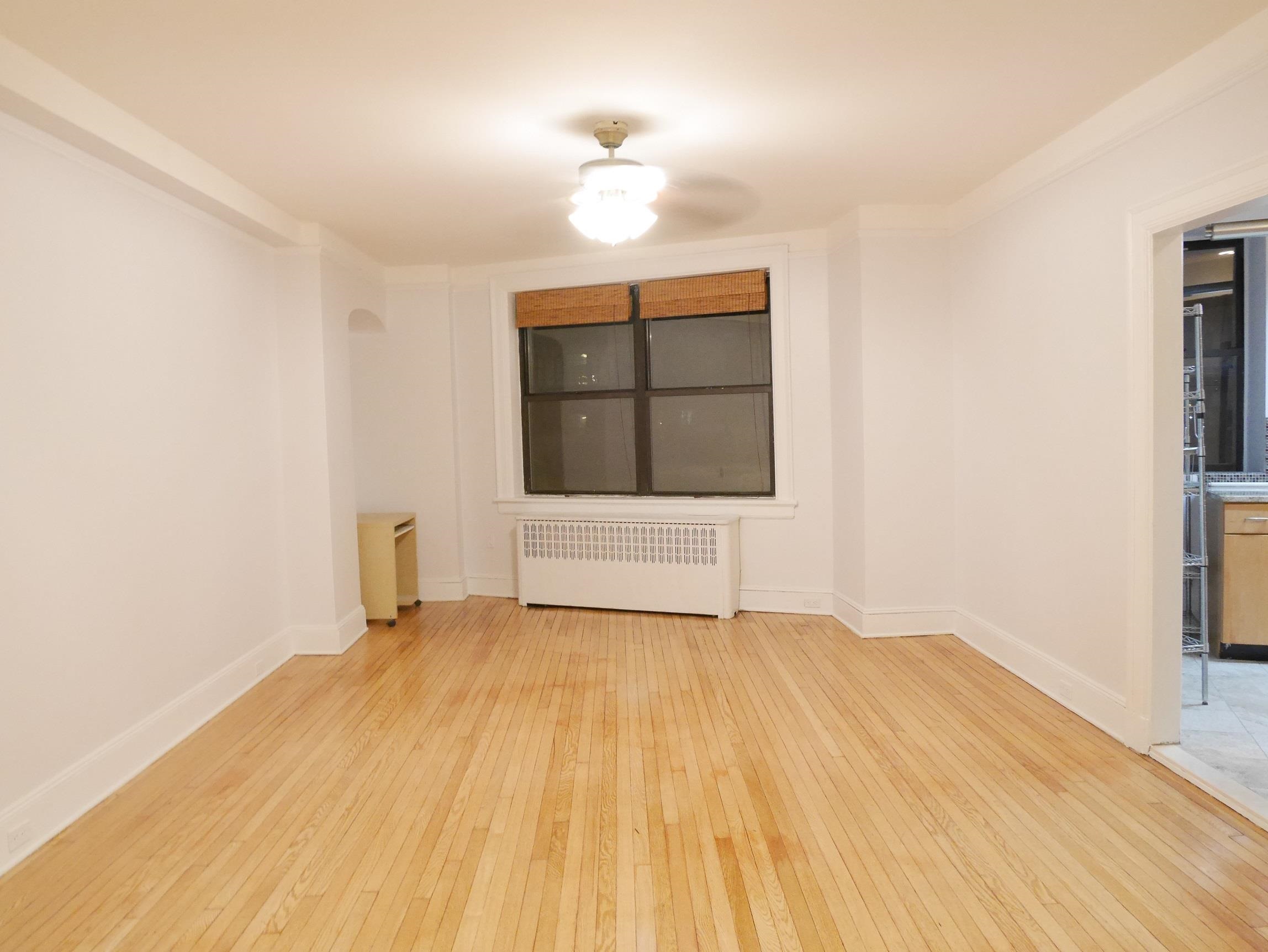 2600 Kennedy Blvd 3a Property Photo 6