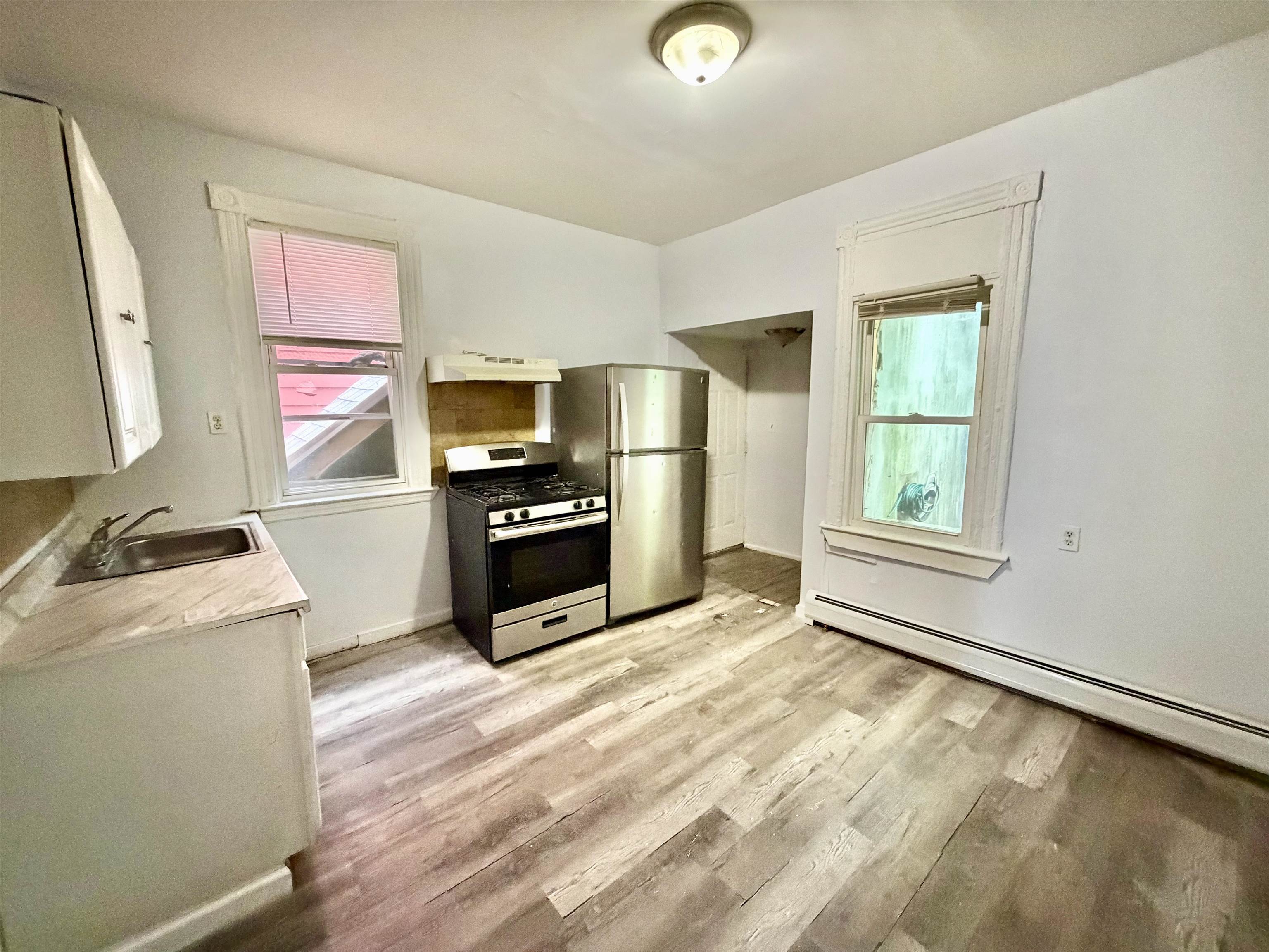 33 Fulton Ave 1 Property Photo 4