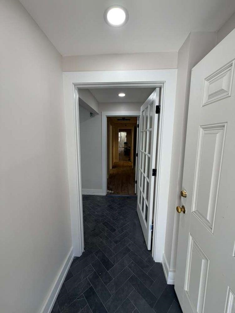 650 Bergen Ave Property Photo 5