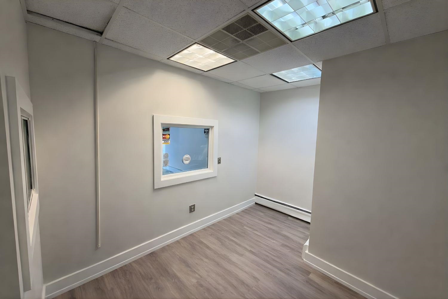 650 Bergen Ave Property Photo 11