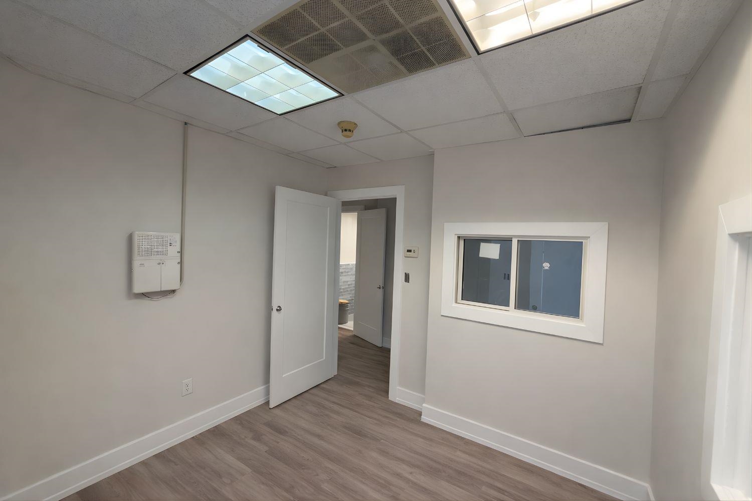 650 Bergen Ave Property Photo 13