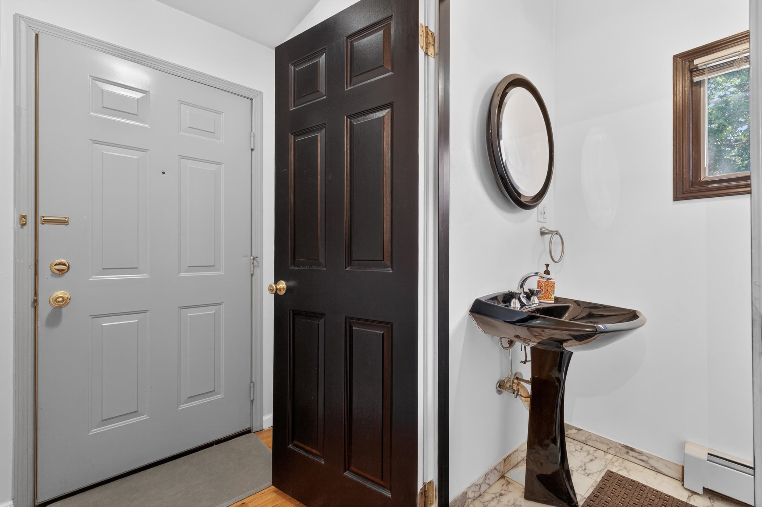 126 West 33rd St Property Photo 14