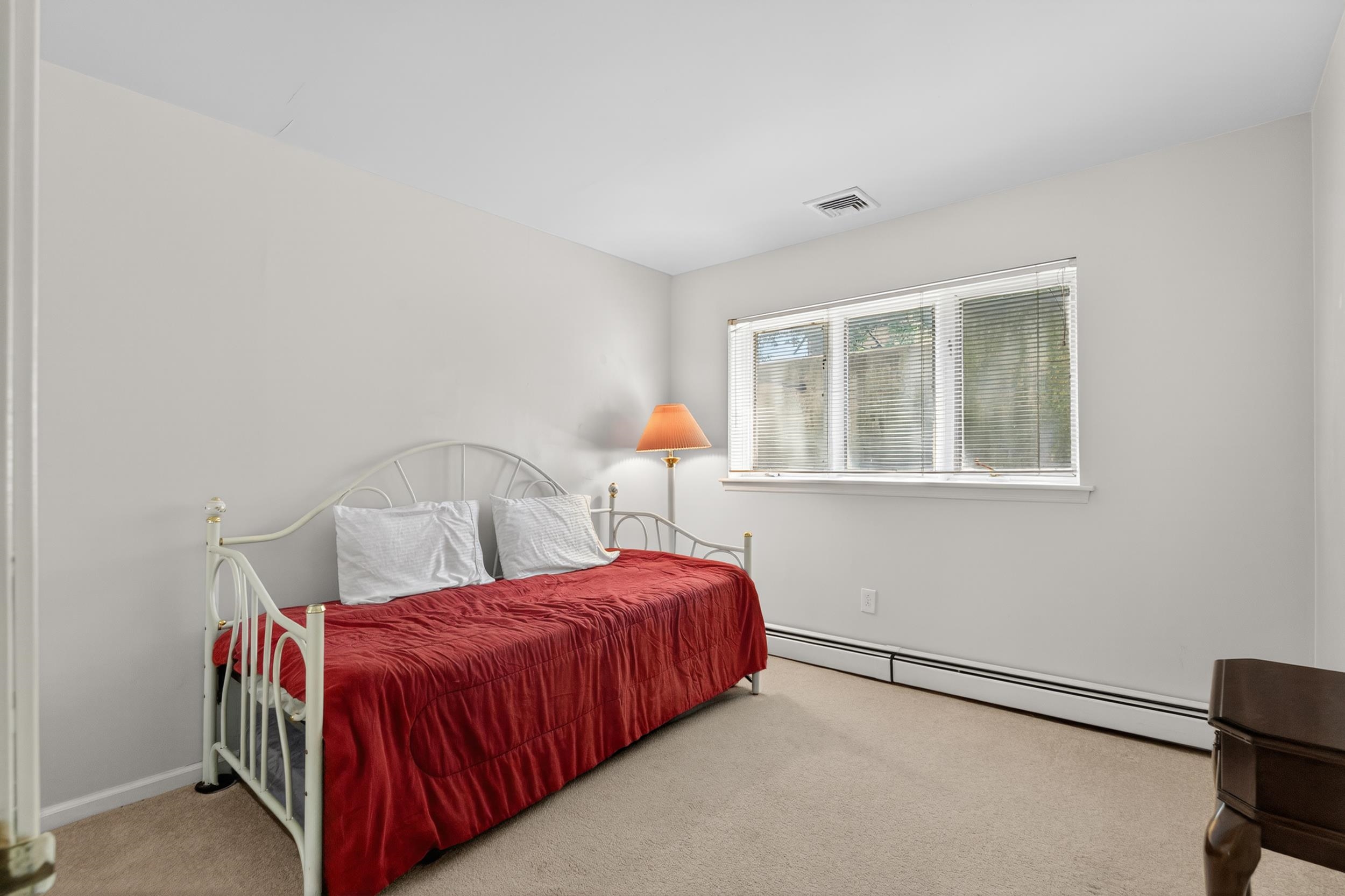 126 West 33rd St Property Photo 24