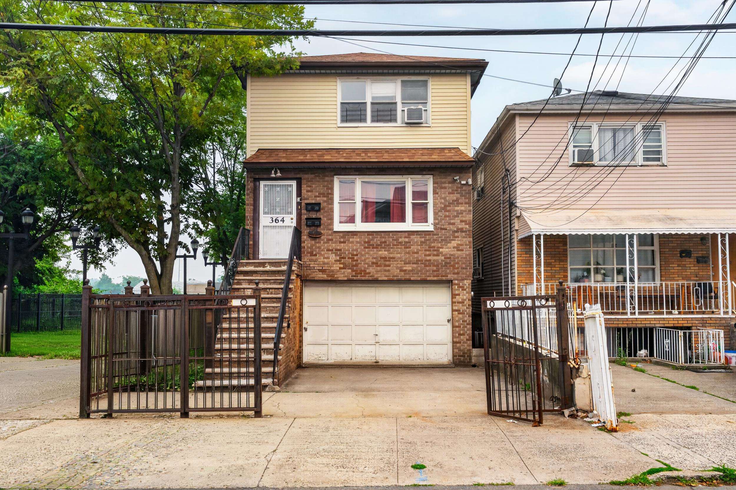 364 PRINCETON AVE 1 Property Photo 1
