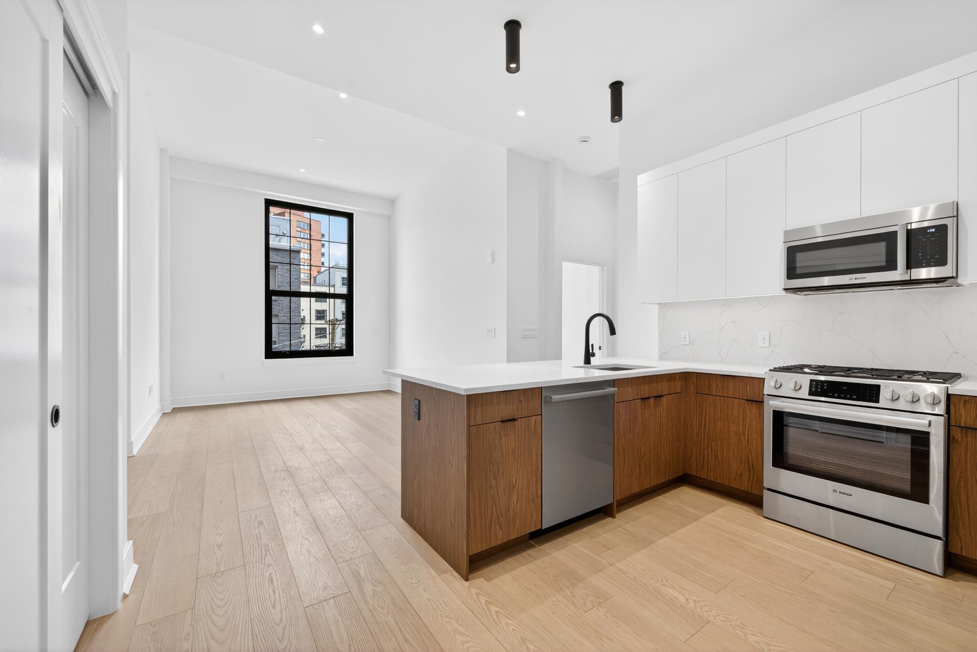 38 JACKSON ST 315 Property Photo 1