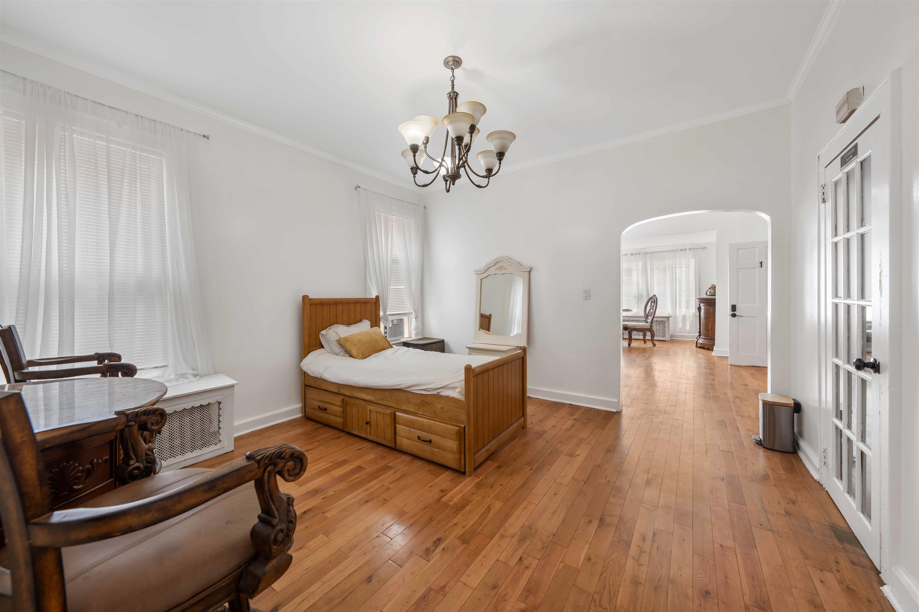 23 West 51st St 1 Property Photo 8
