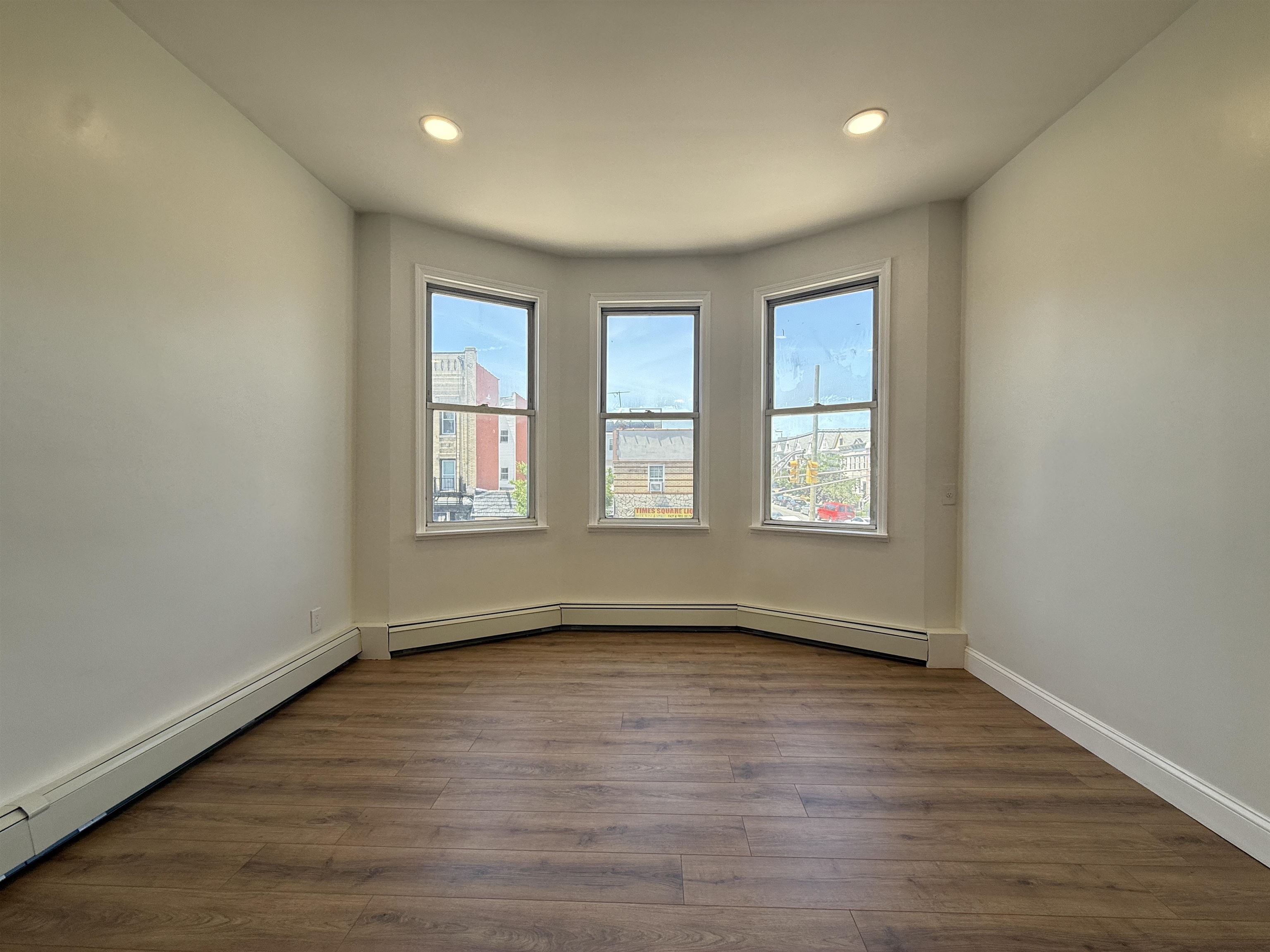 892 Broadway #2 Property Photo 4