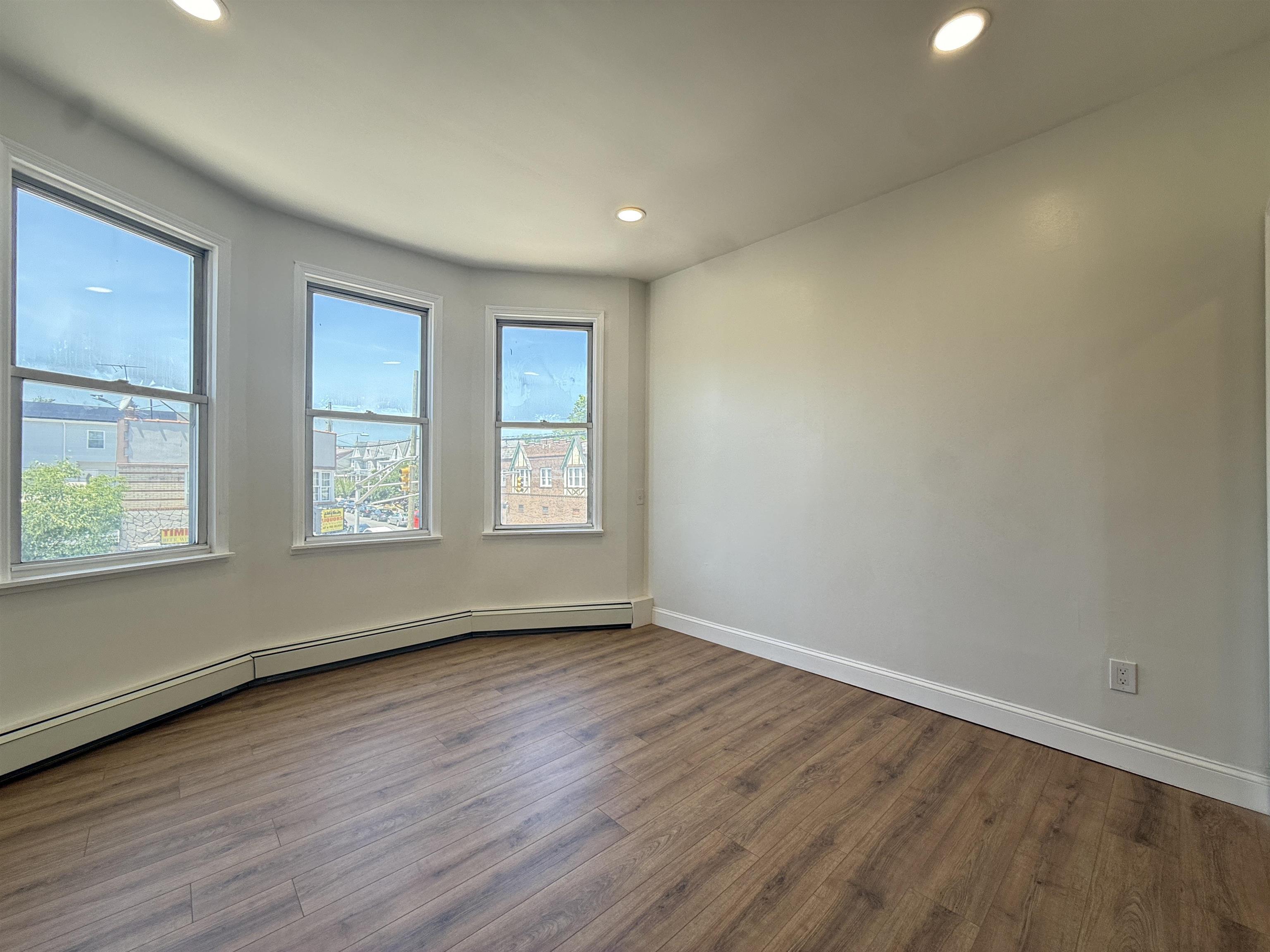 892 Broadway #2 Property Photo 6