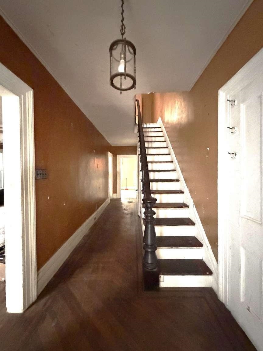 140 Winfield Ave Property Photo 2