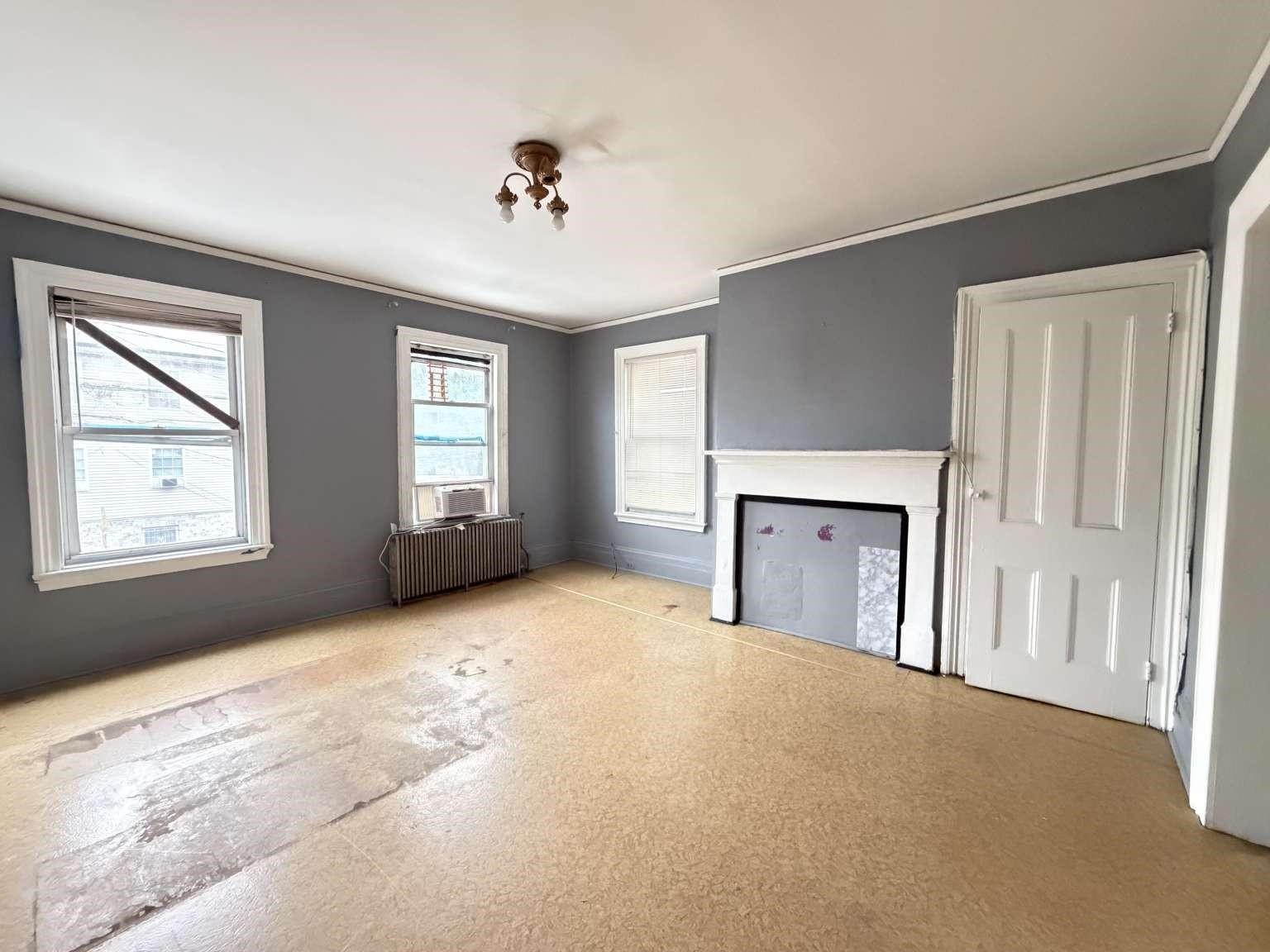 140 Winfield Ave Property Photo 4