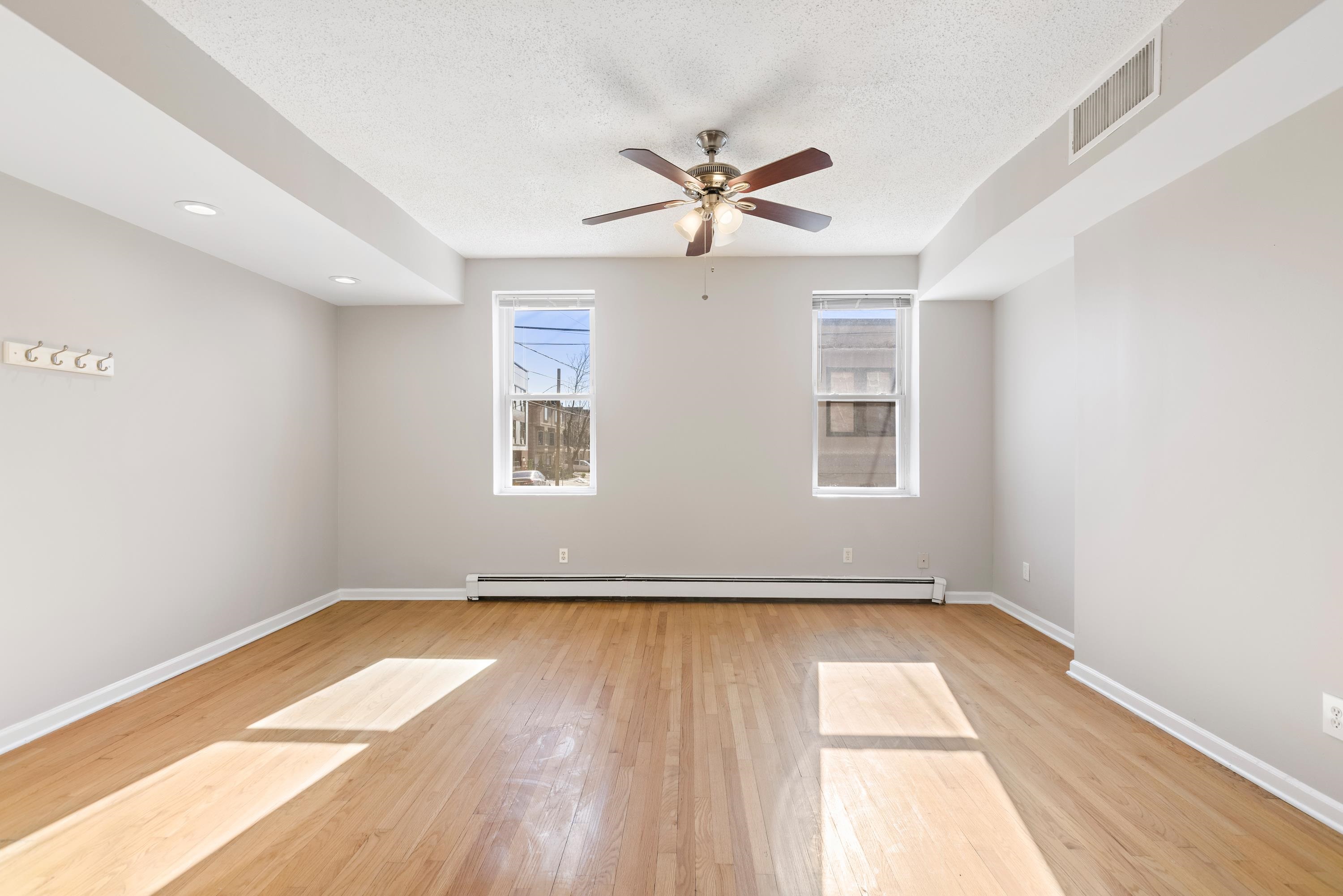 37 West 19th St Property Photo 13