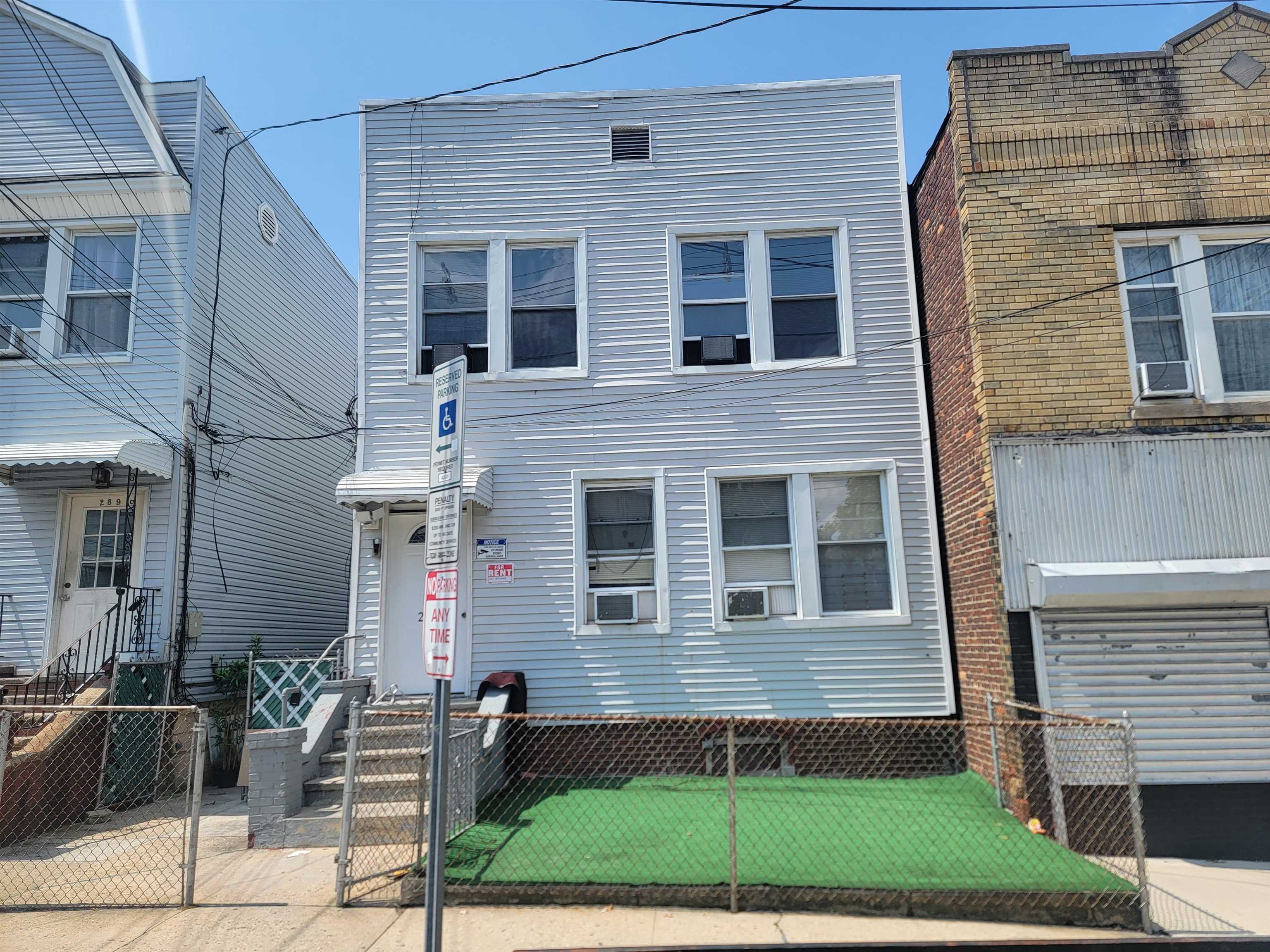 291 CATOR AVE 3 Property Photo 1