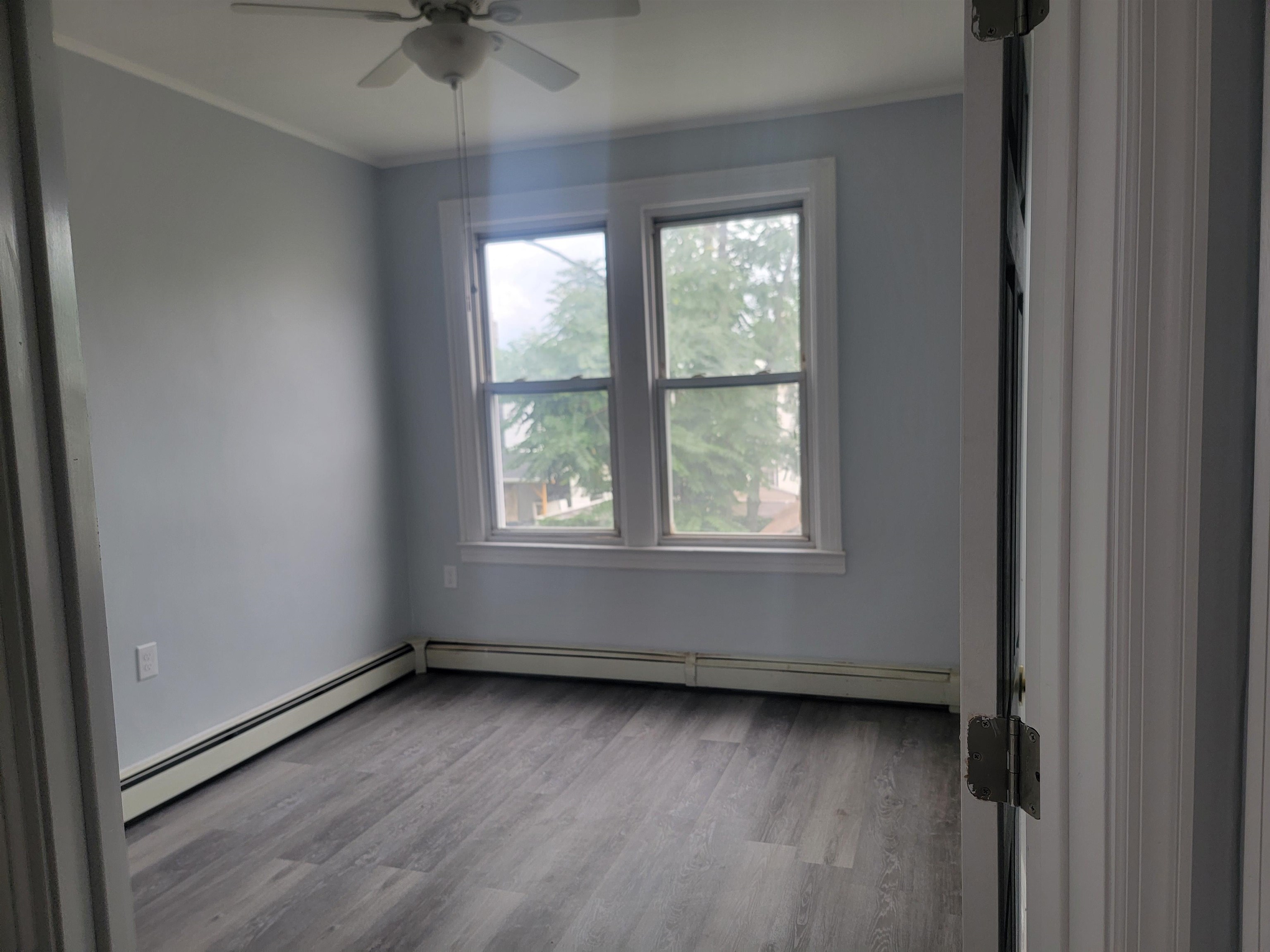 291 Cator Ave 3 Property Photo 9
