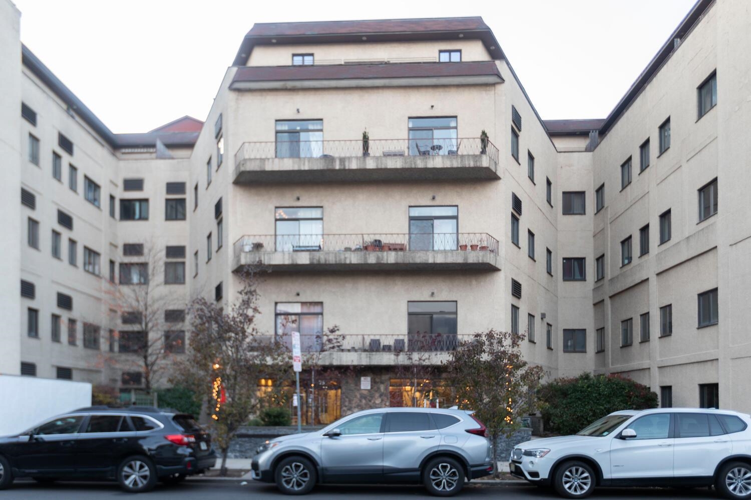 75 LIBERTY AVE B4 Property Photo 1