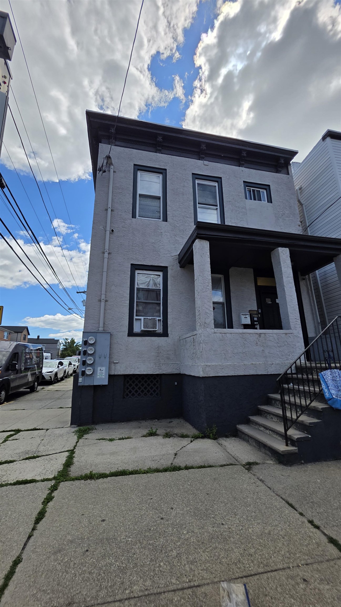 1201 67TH ST 3 Property Photo 1