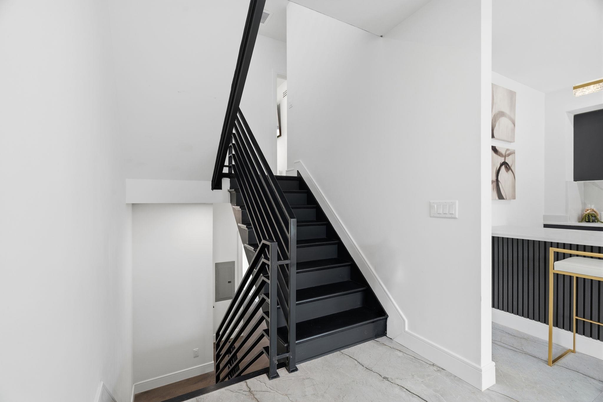 9 Minerva St 2 Property Photo 5
