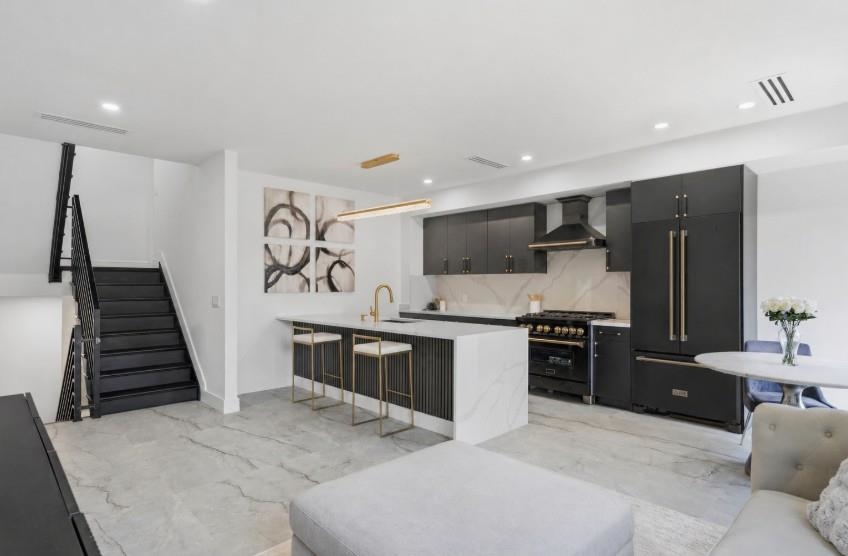 9 Minerva St 2 Property Photo 8
