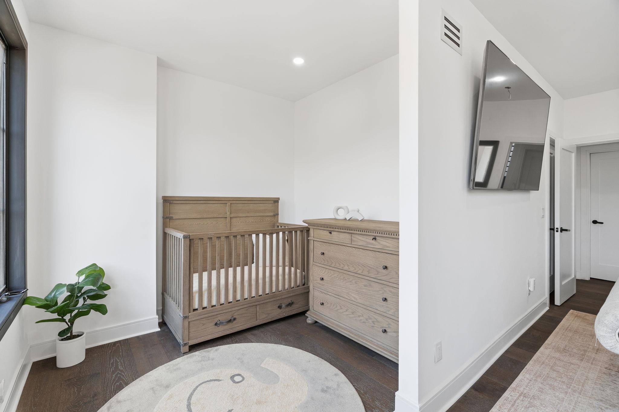 9 Minerva St 2 Property Photo 16