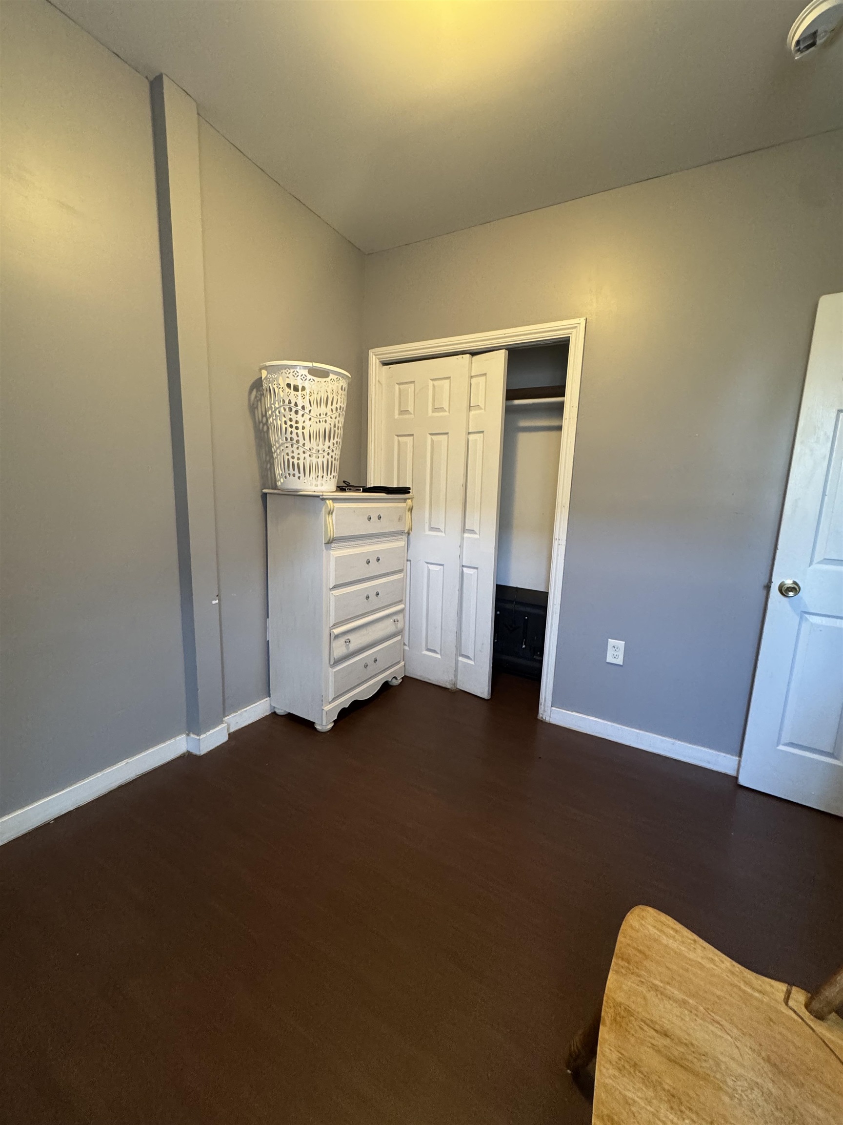 47 Oak St Property Photo 5