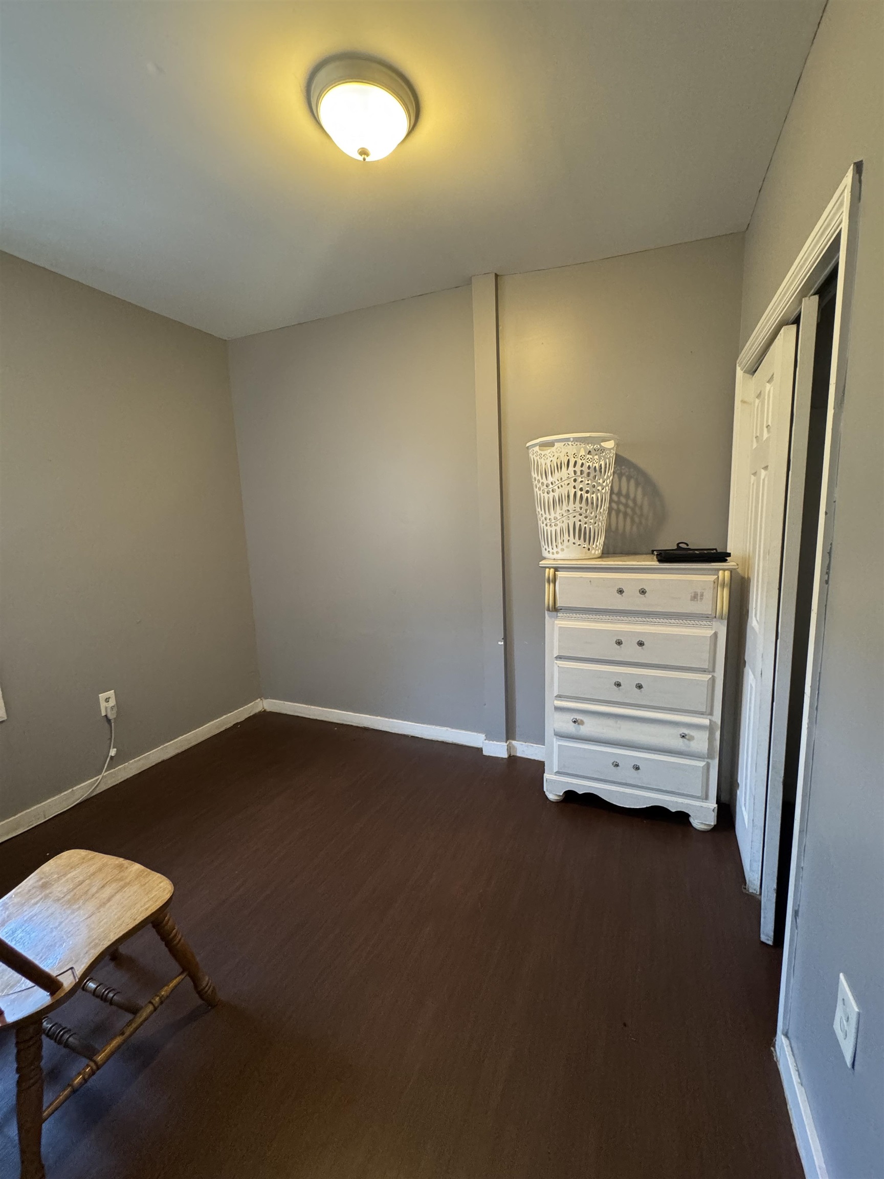 47 Oak St Property Photo 6