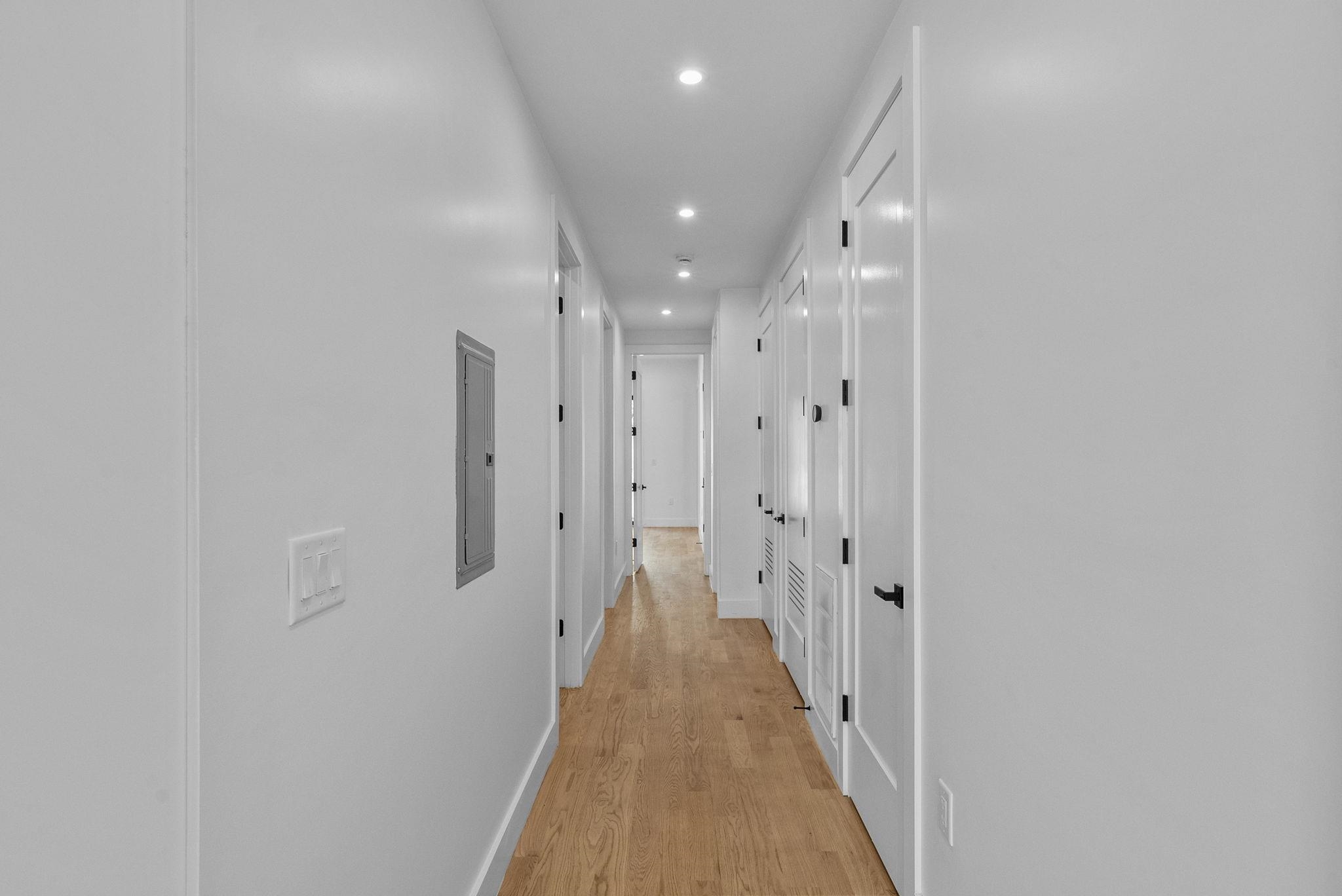 100 Terrace Ave 2 Property Photo 17
