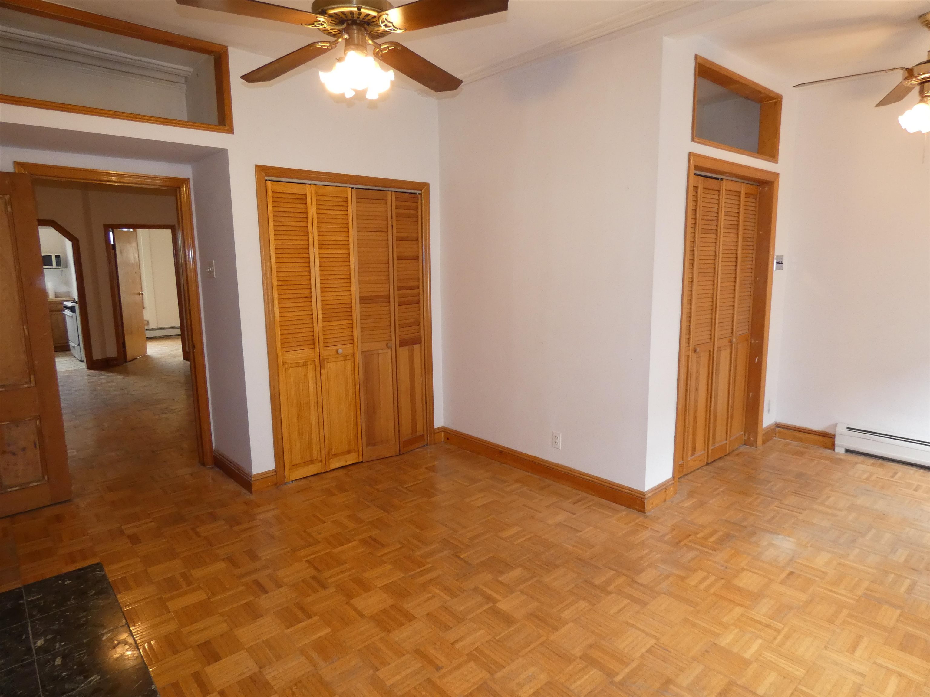 936 Willow Ave 3 Property Photo 8
