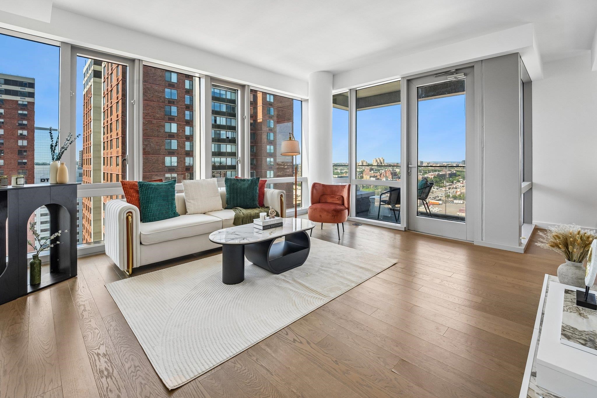 75 Park Lane South 2107 Property Photo 1