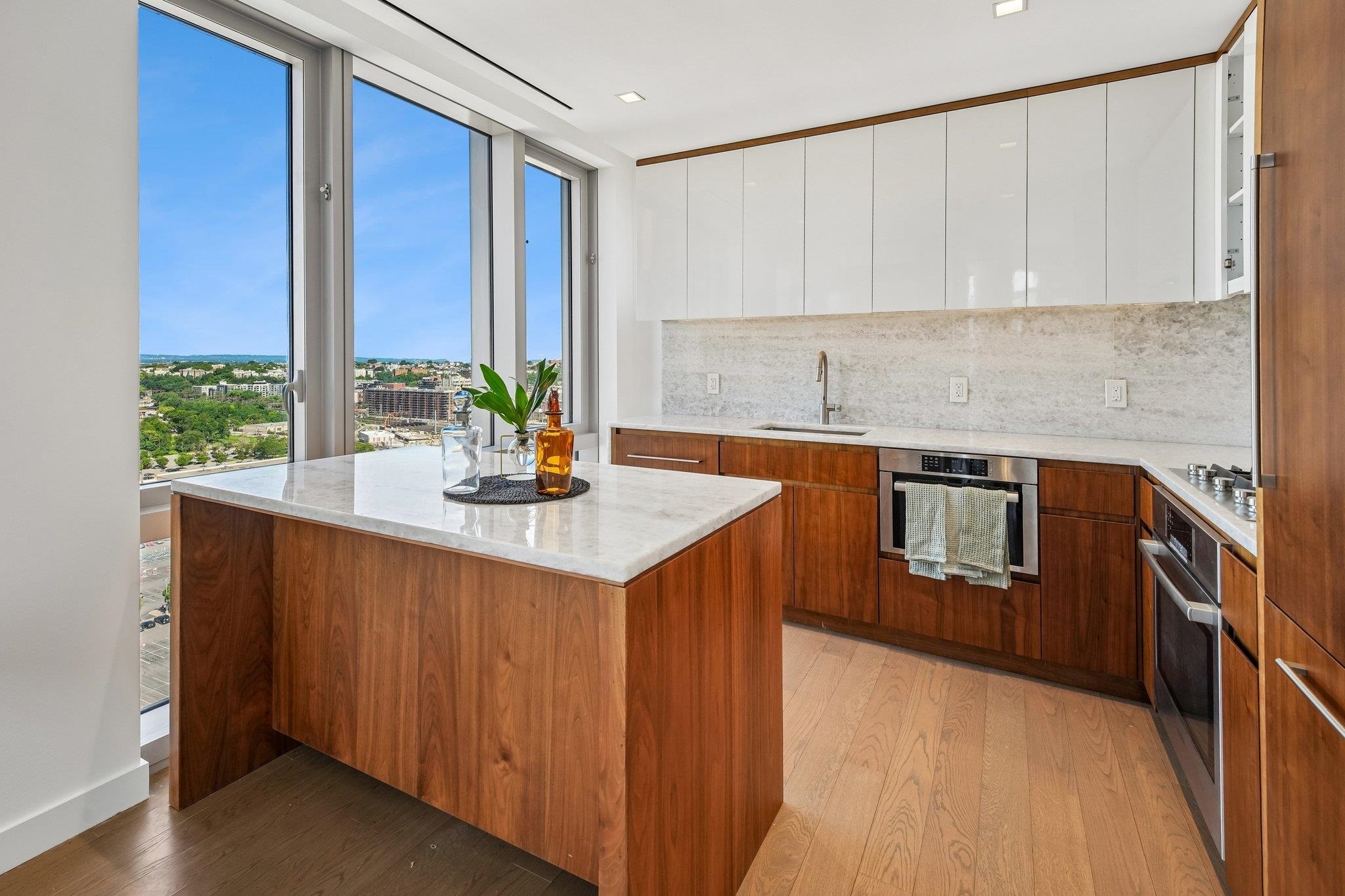 75 Park Lane South 2107 Property Photo 7