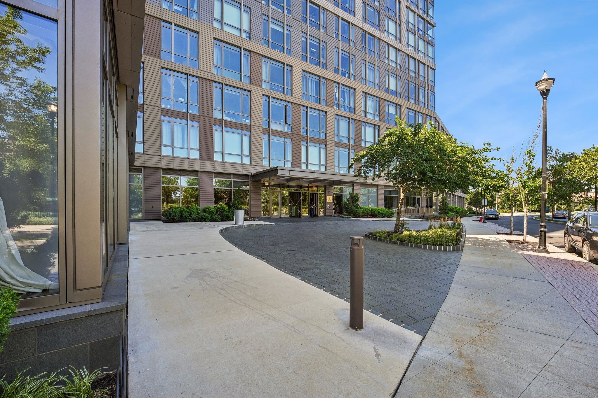 75 Park Lane South 2107 Property Photo 43