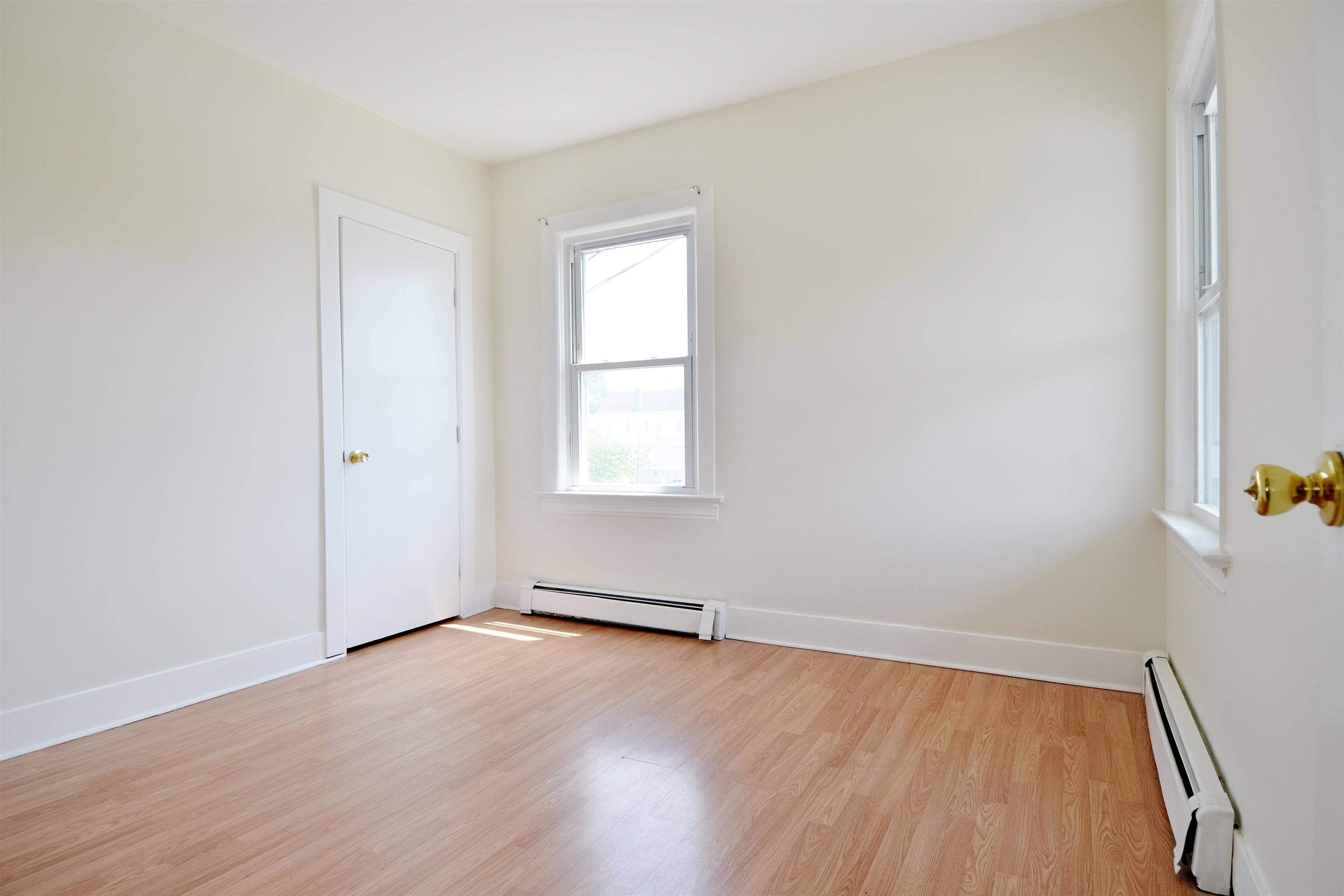 135 Lord Ave 2 Property Photo 16