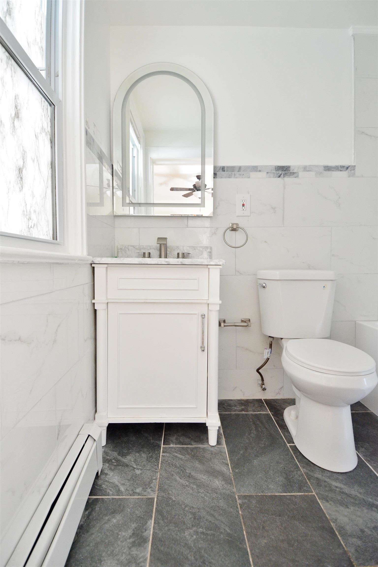 135 Lord Ave 2 Property Photo 19