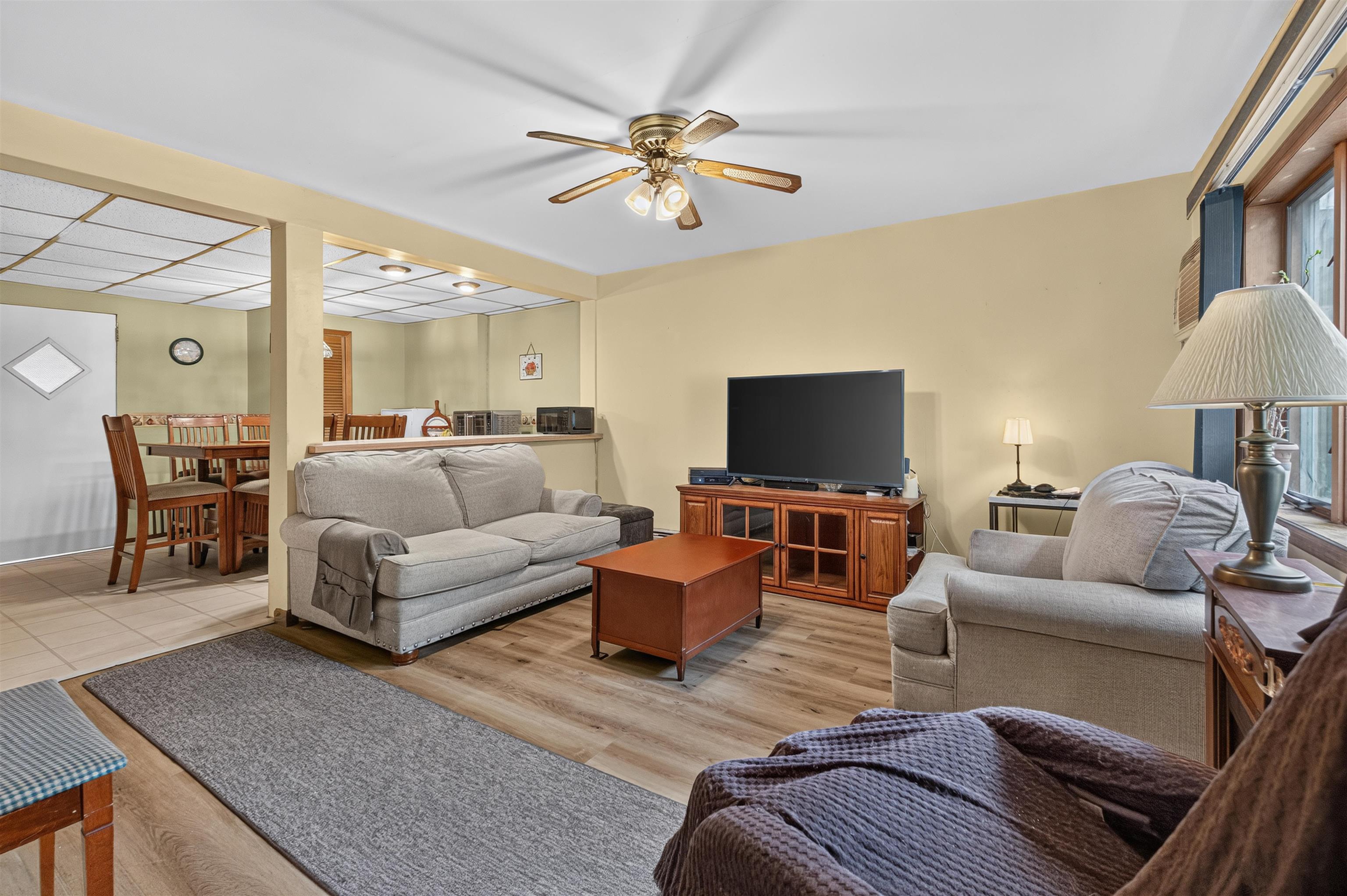 83 Zabriskie Ave Property Photo 3