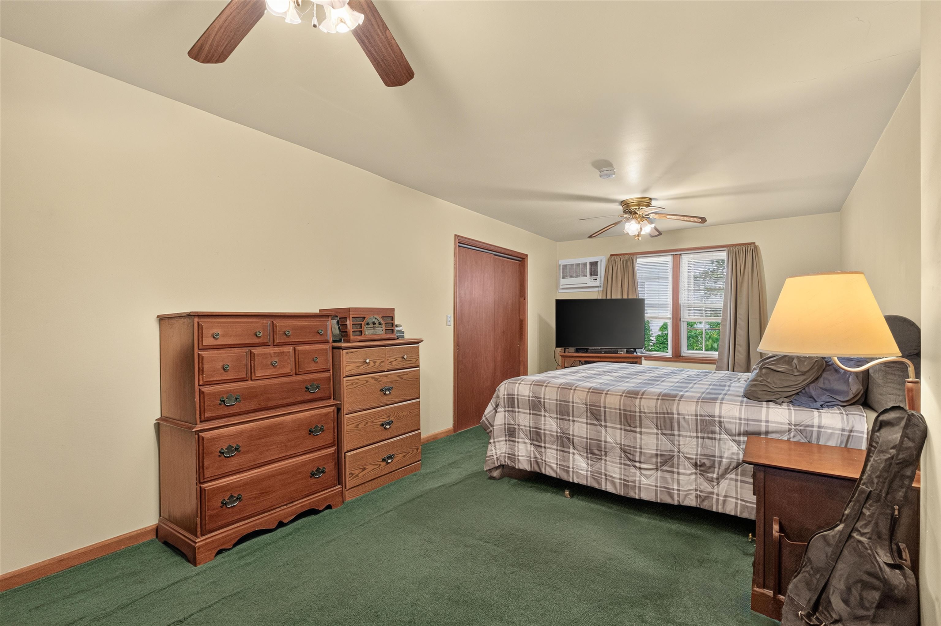 83 Zabriskie Ave Property Photo 15