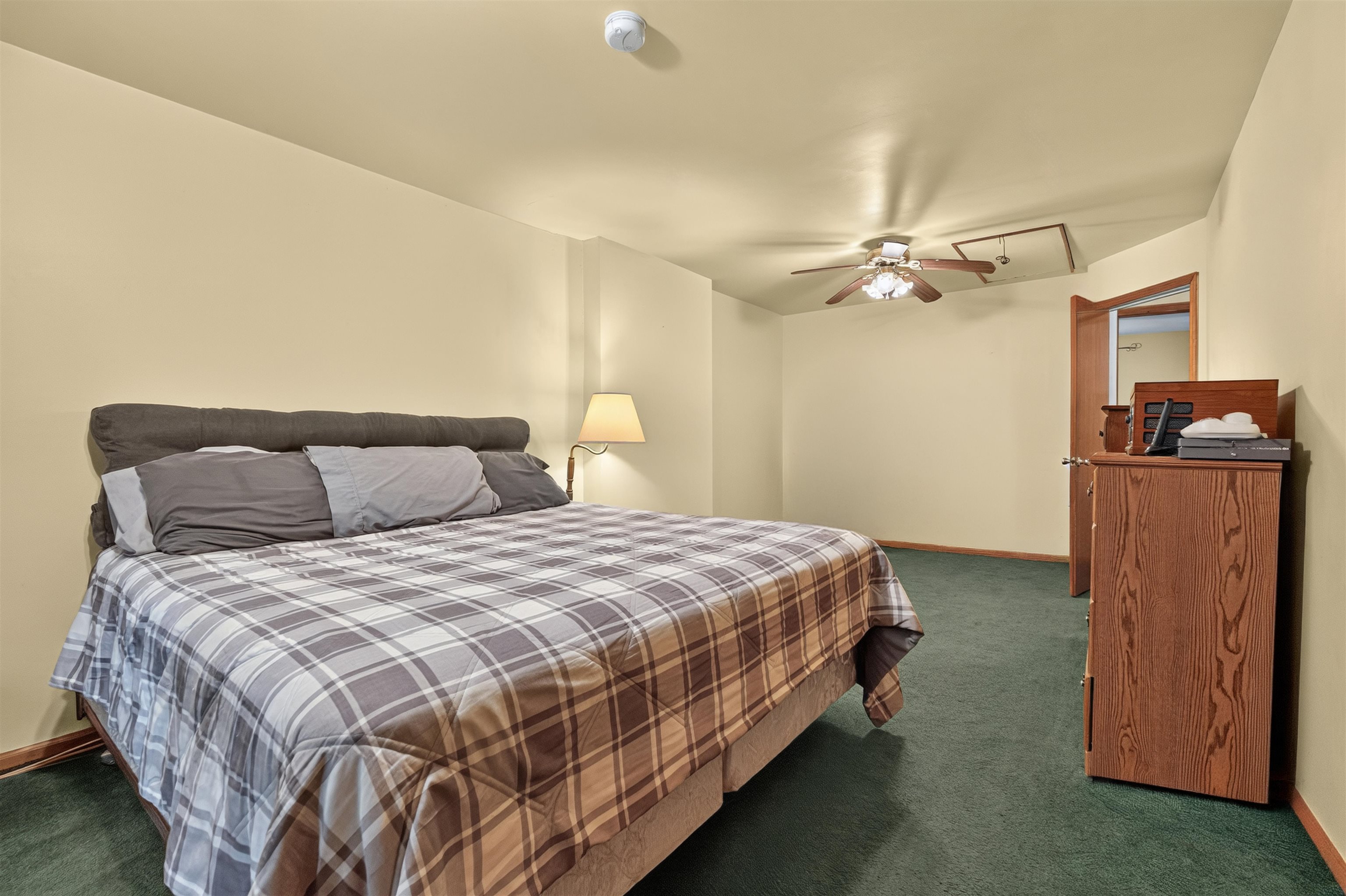 83 Zabriskie Ave Property Photo 16