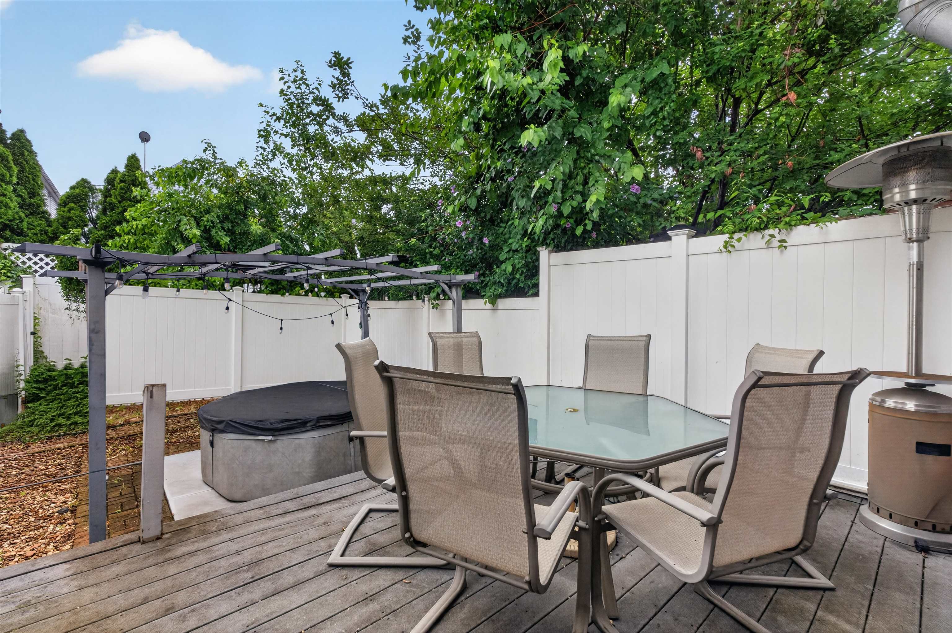 83 Zabriskie Ave Property Photo 20
