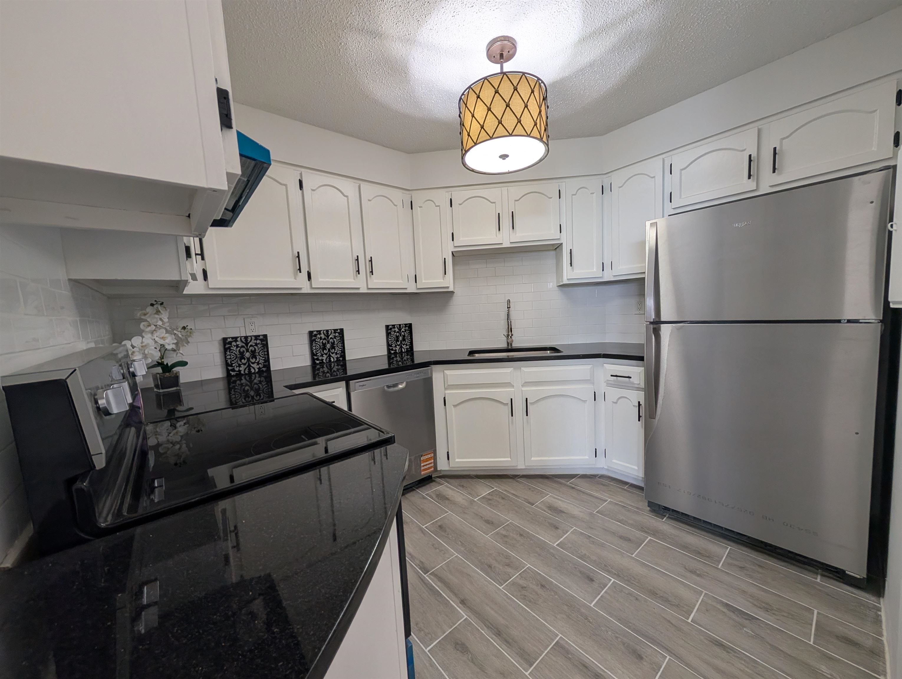 918 Harmon Cove Tower 918 Property Photo 13