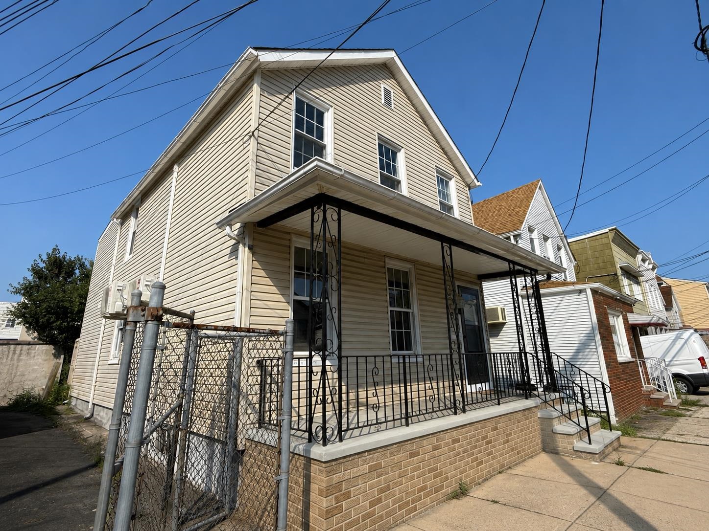9 Silver St Property Photo 21