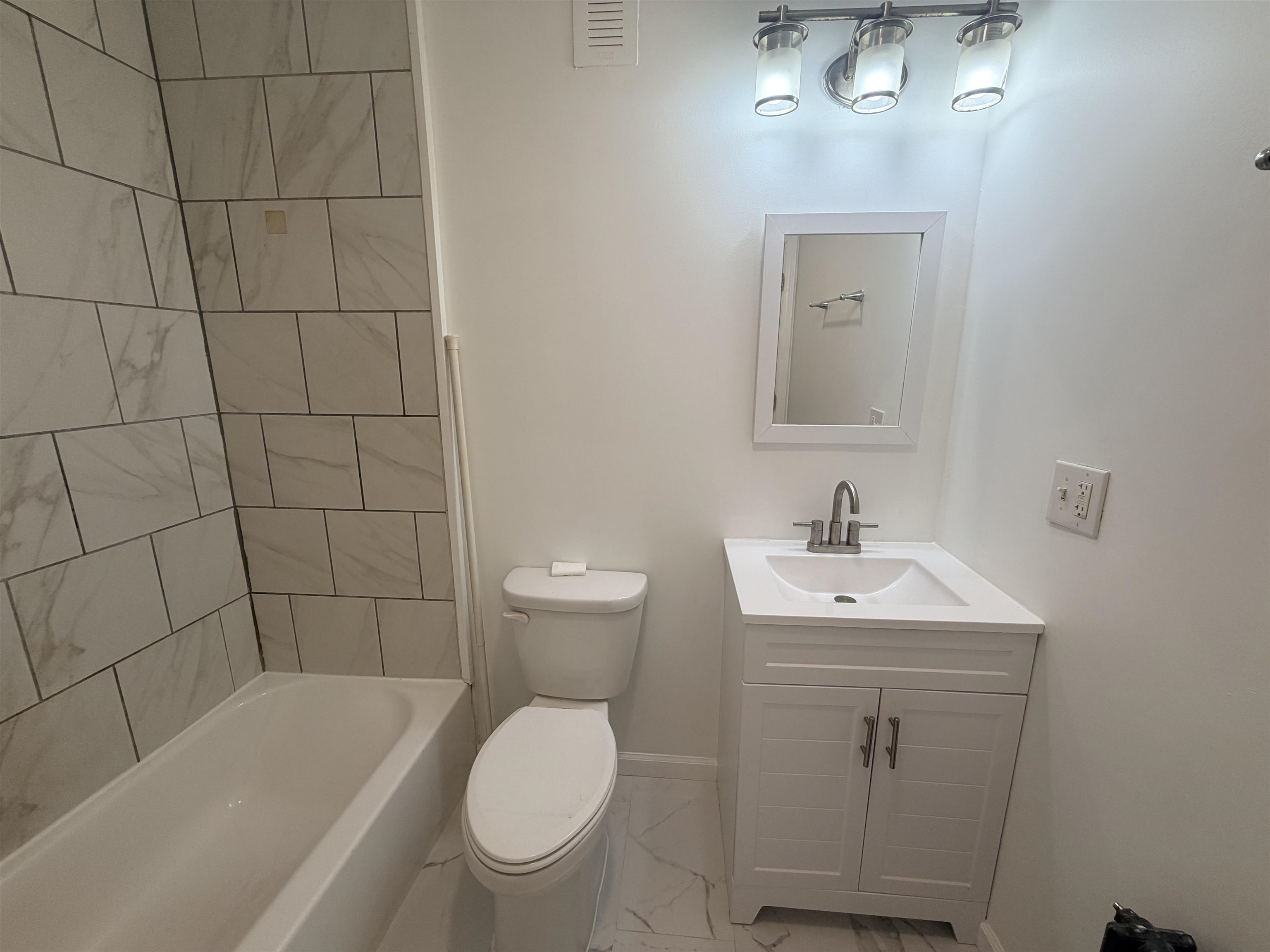 74 West 7th St 2 Property Photo 4